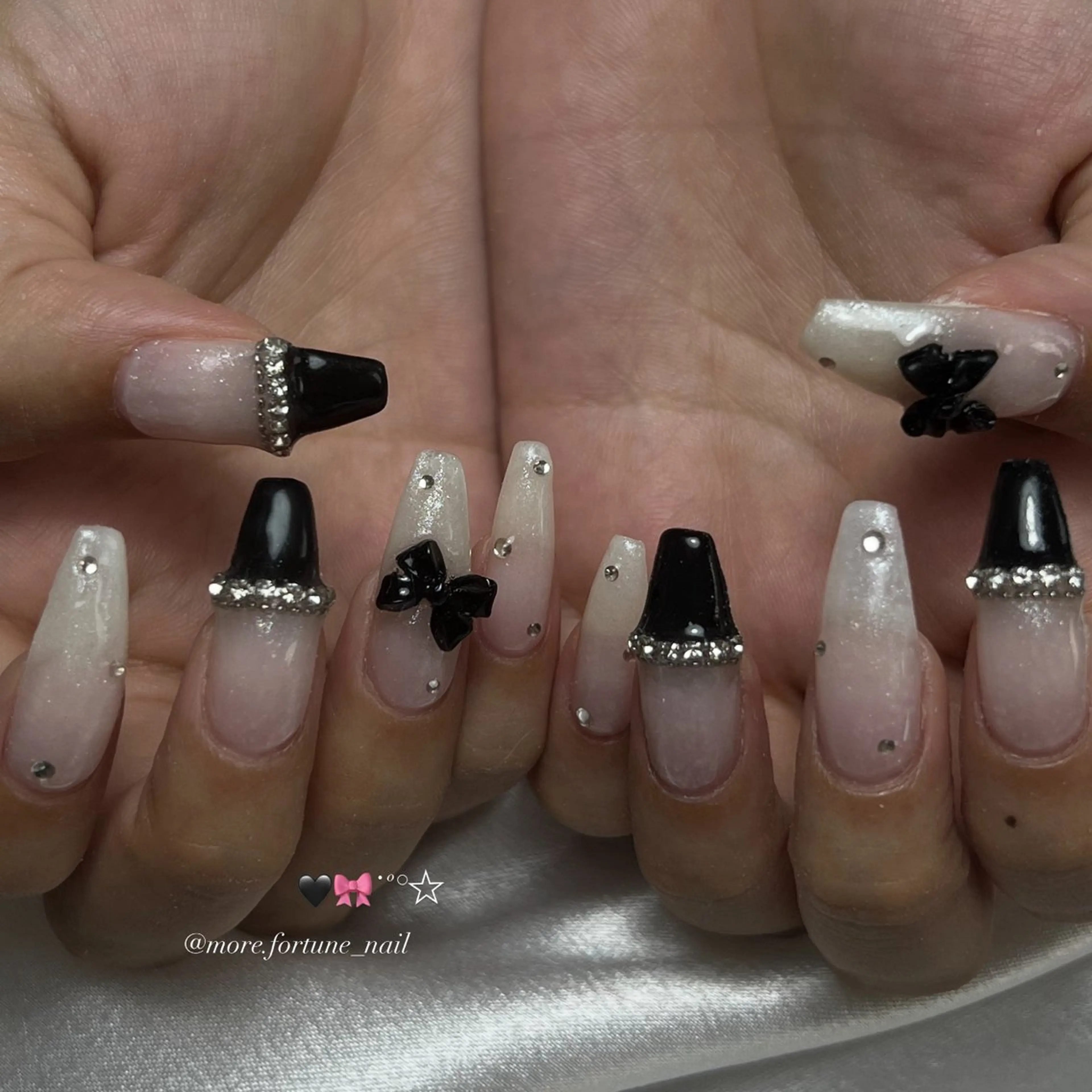 ネイル more fortuneのネイルデザイン