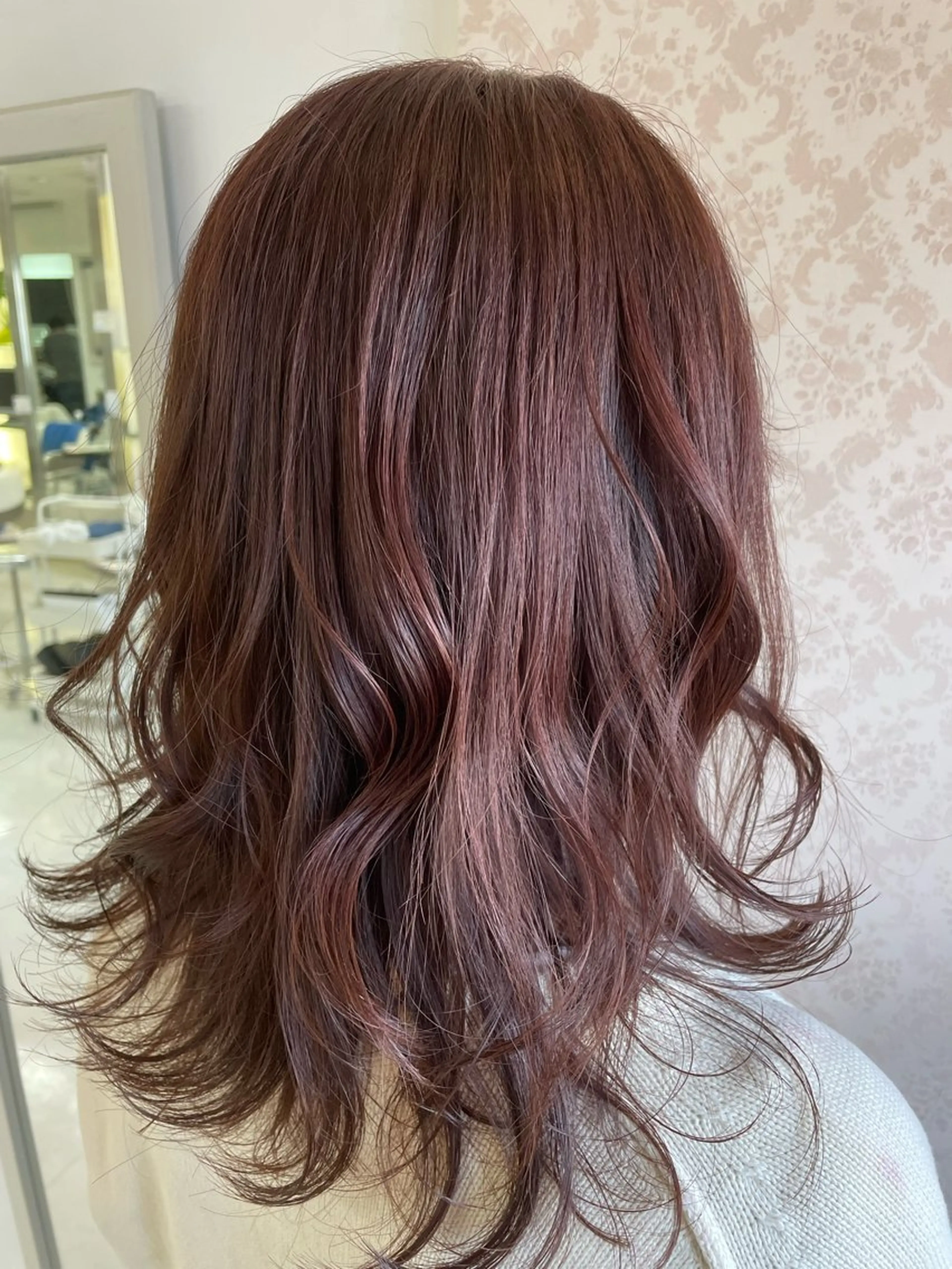 カラー ヒヨシ ルナのヘアスタイル