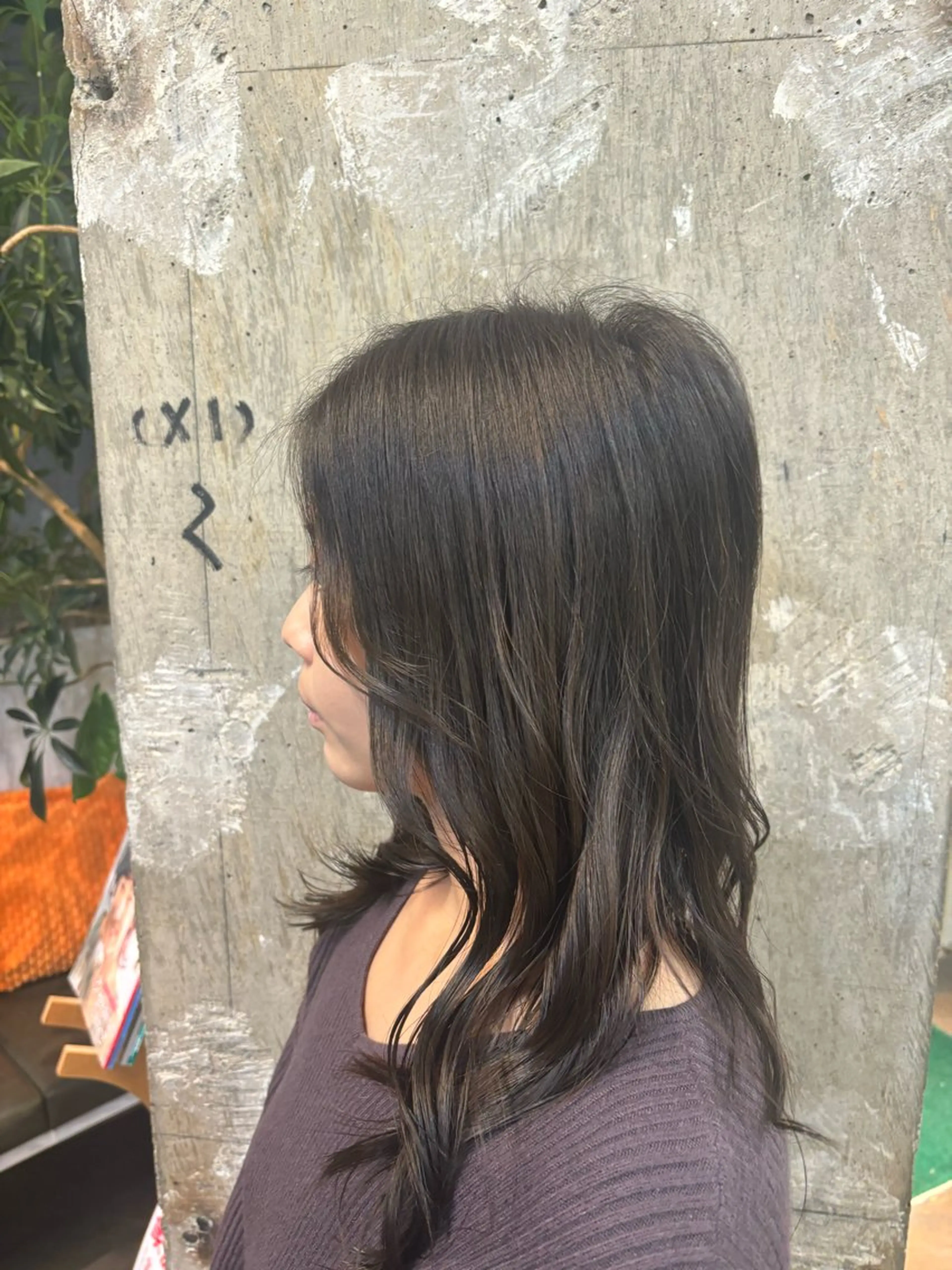 ロング カラー グレージュ うるつやストレート パーマ🫧ちひろ🫧のヘアスタイル