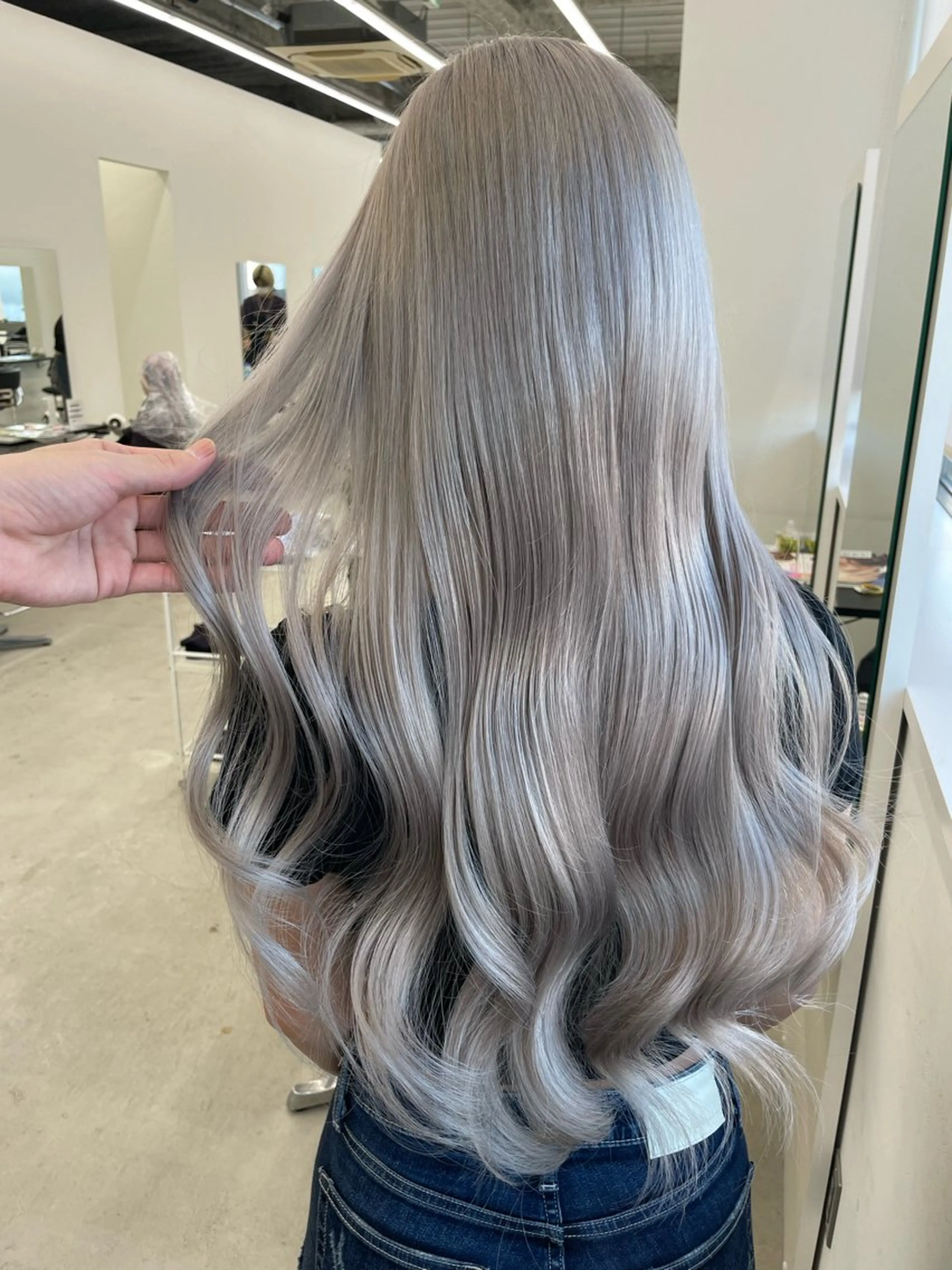 カラー ヘアカラー 和木坂 日美のヘアスタイル