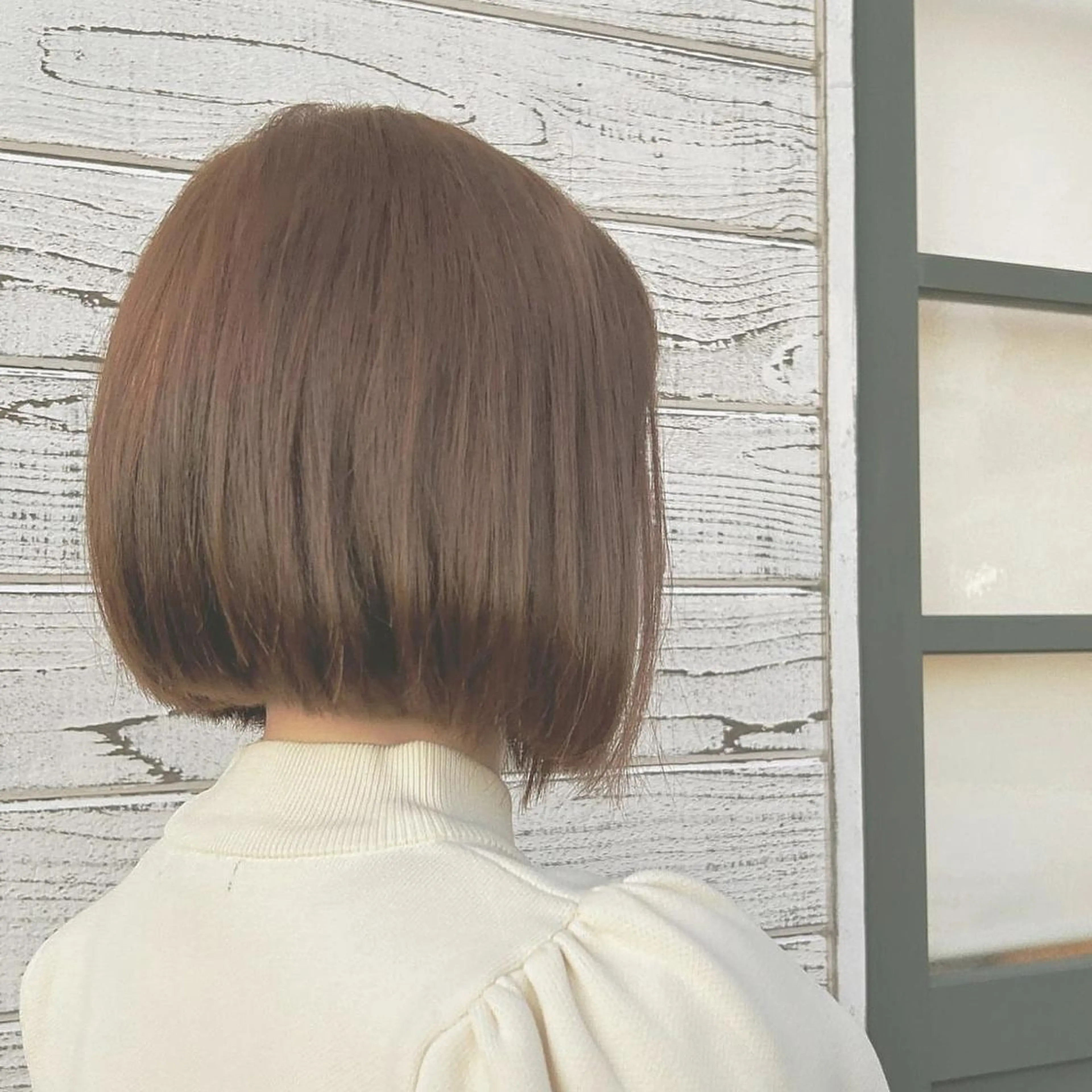 カラー SENA Rimのヘアスタイル