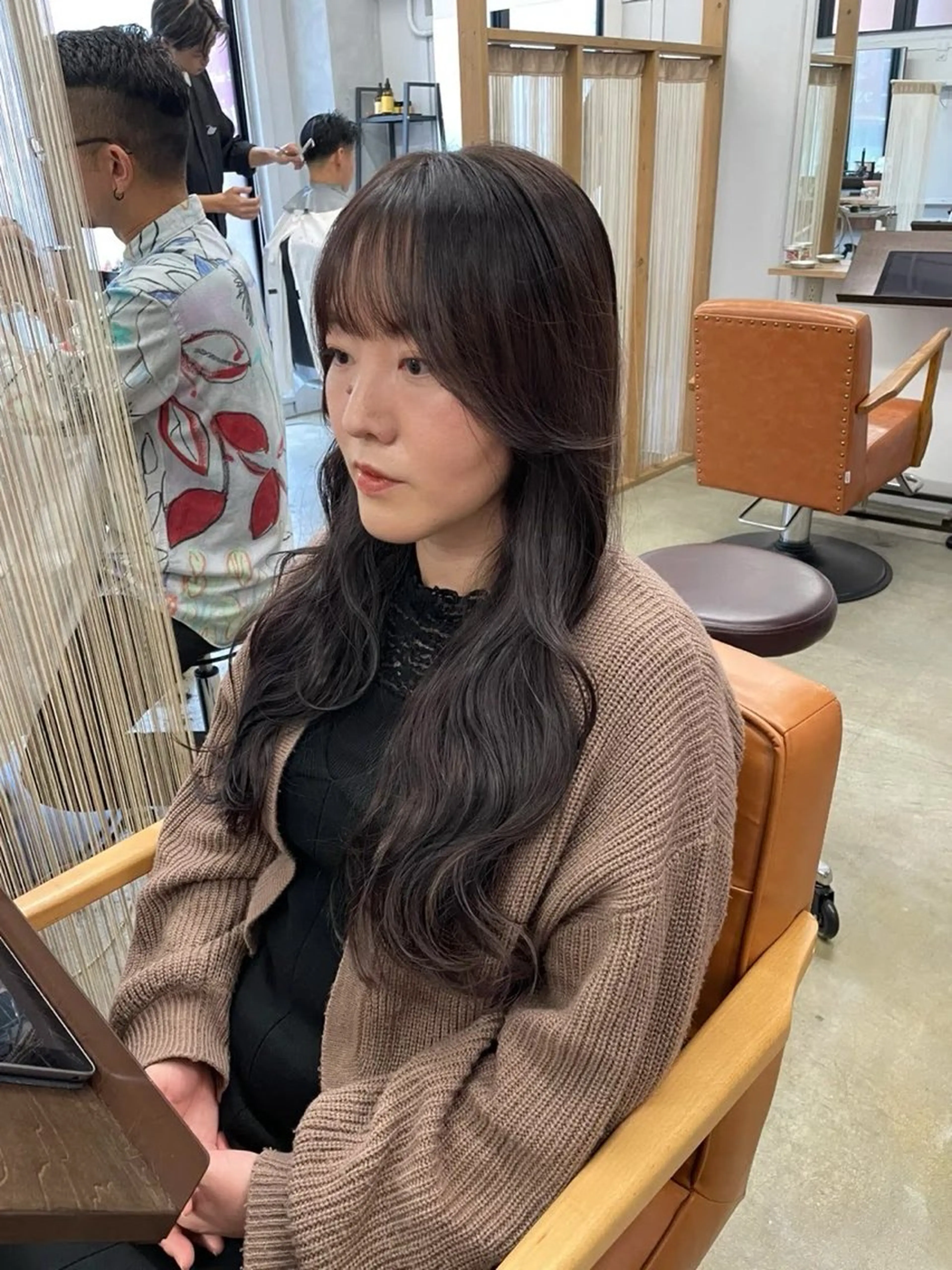 ロング カラー ライツ オオサカのヘアスタイル