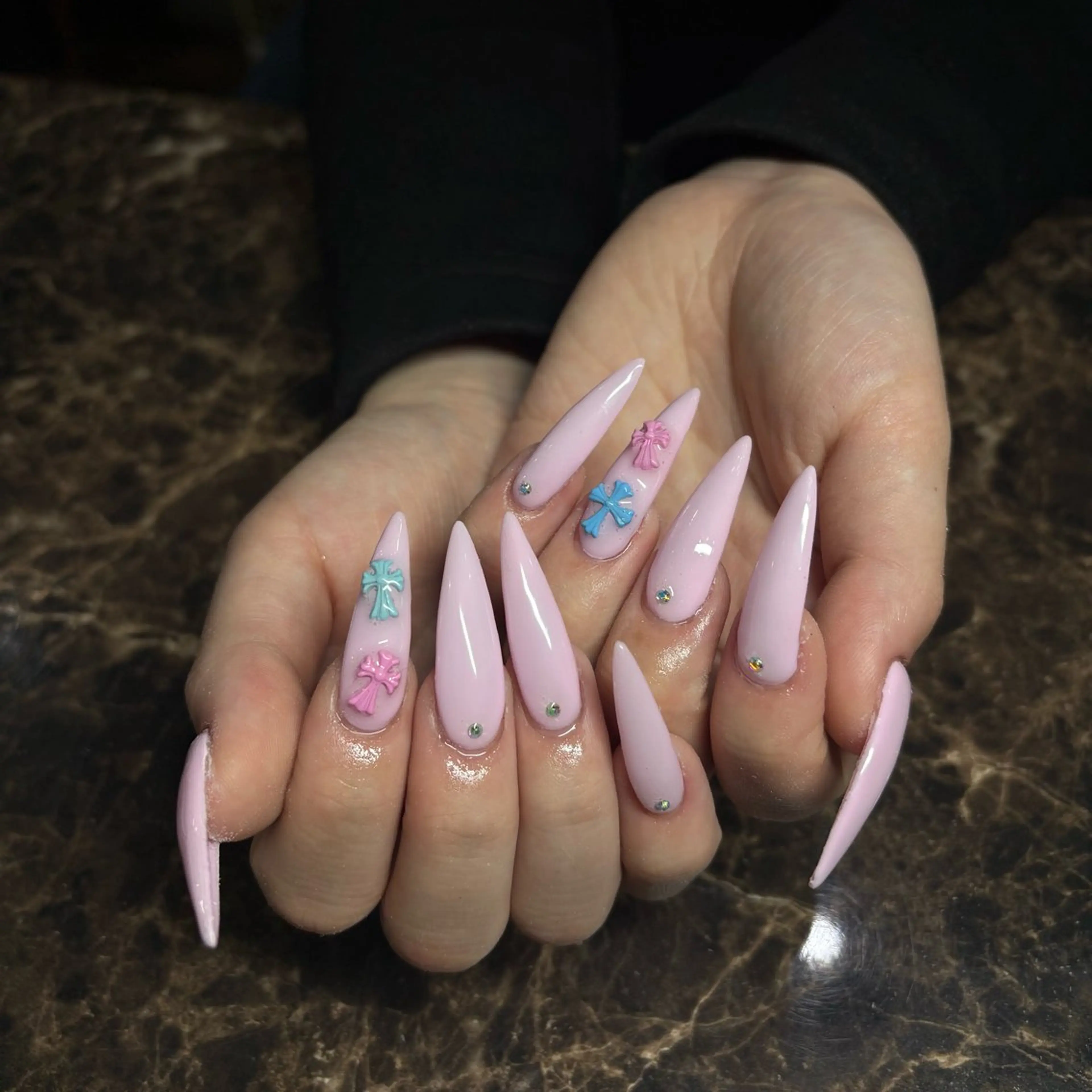 ネイル ハンドネイル IROHA NAIL 長谷川唯惺のネイルデザイン