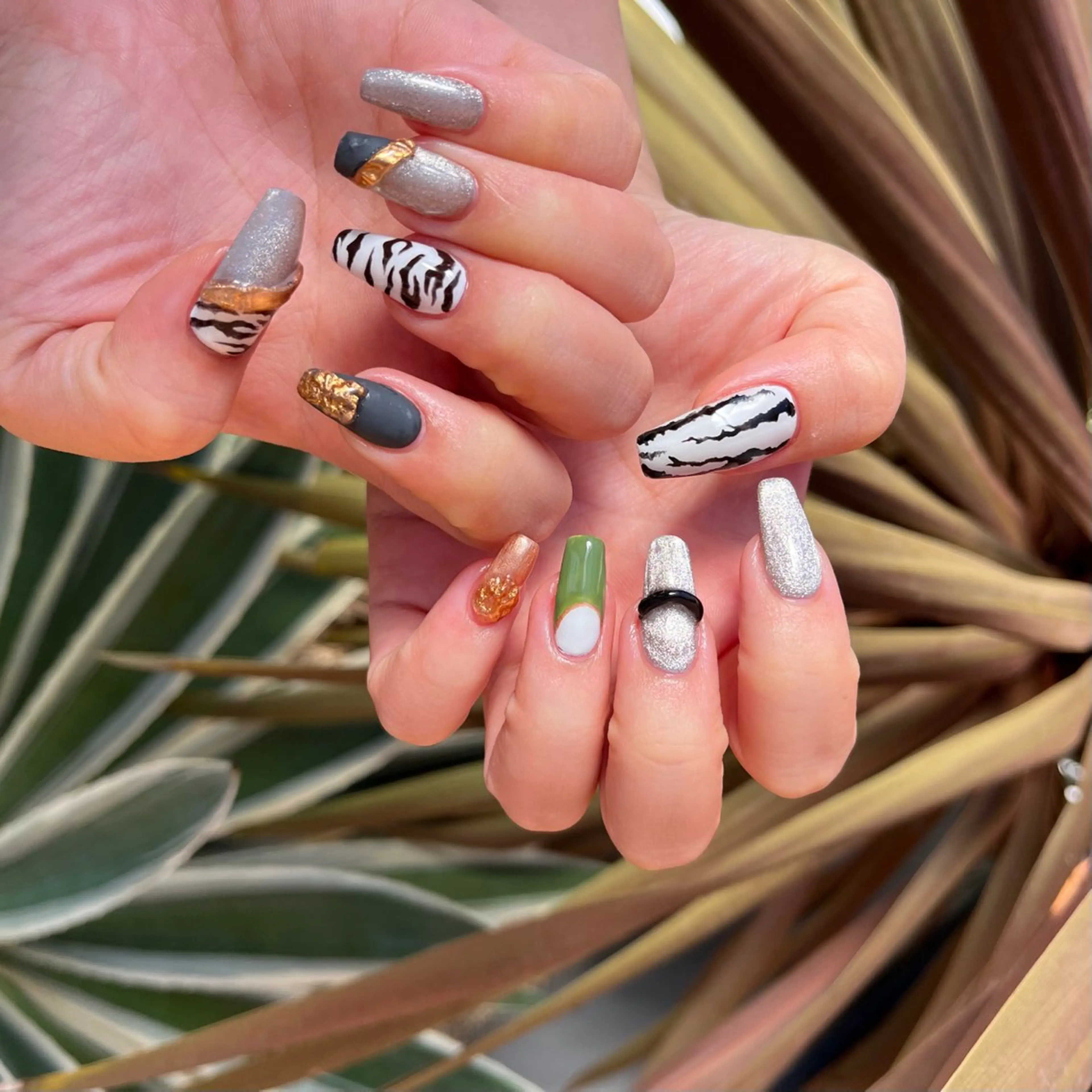 ネイル ハンドネイル Betty ✶のマツエク・マツパデザイン