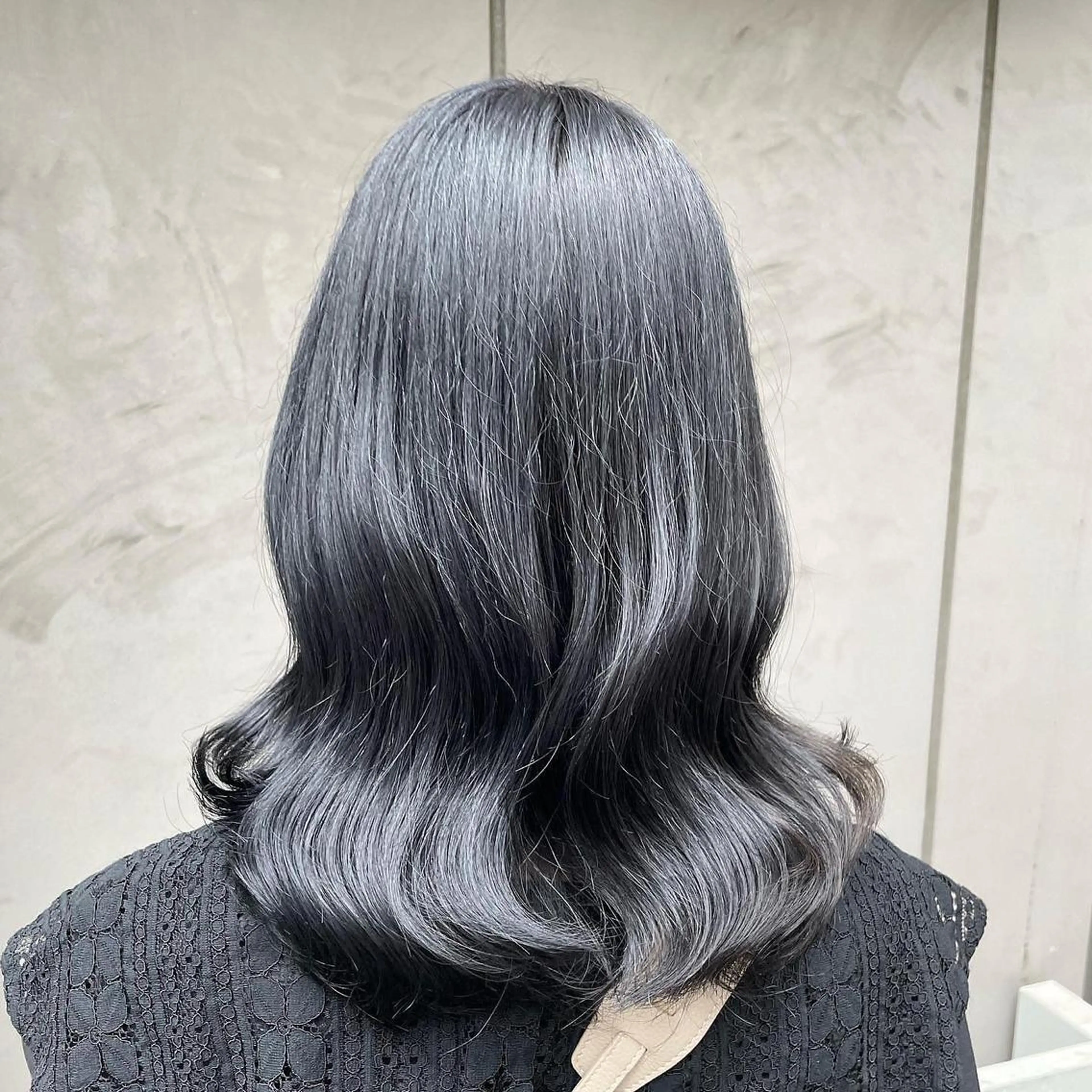 セミロング 愛結 暖色カラー🎀🩰のヘアスタイル