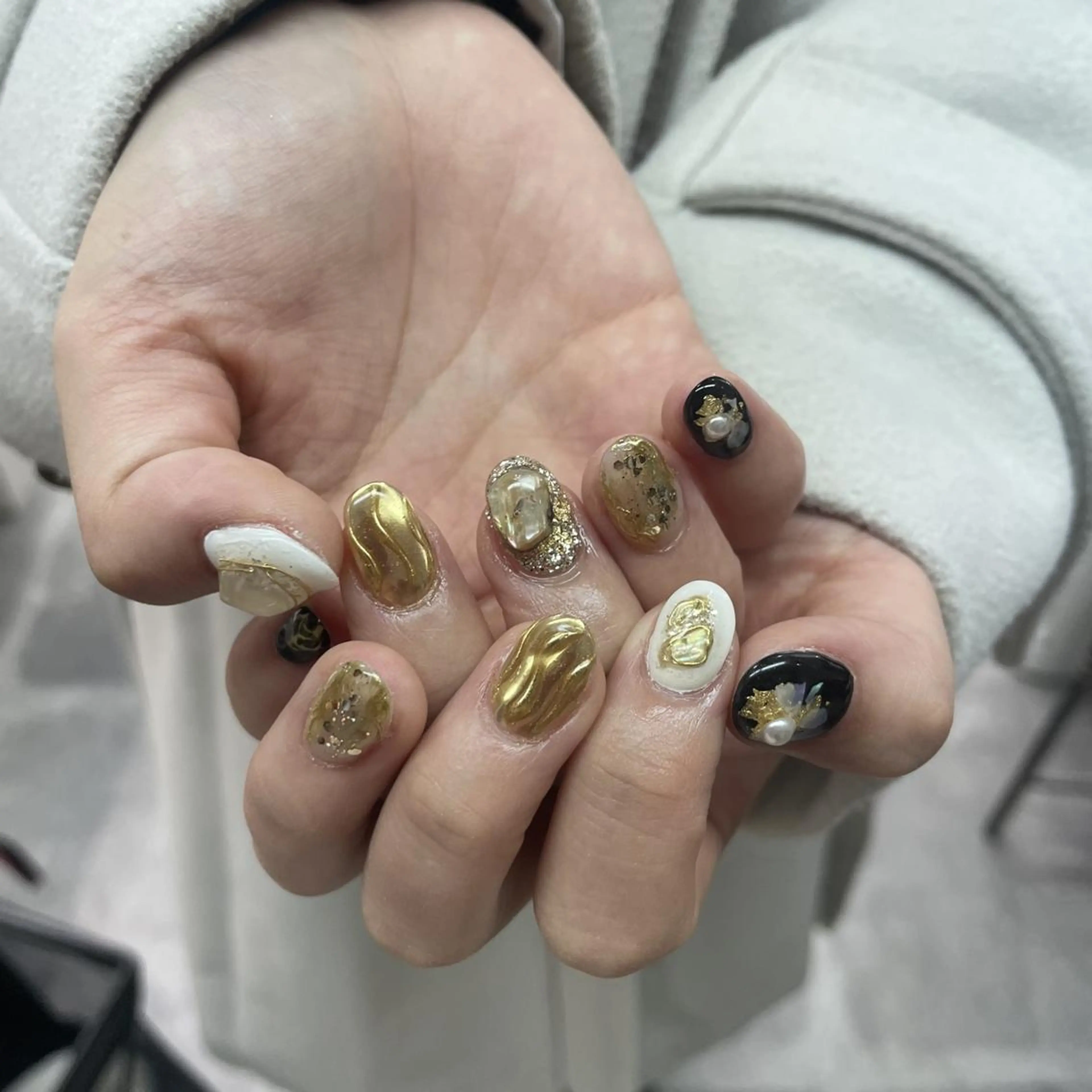 ネイル アートネイル フットネイル ジェルネイル キラキラネイル ニュアンスネイル nailstudio eviz新宿店のネイルデザイン
