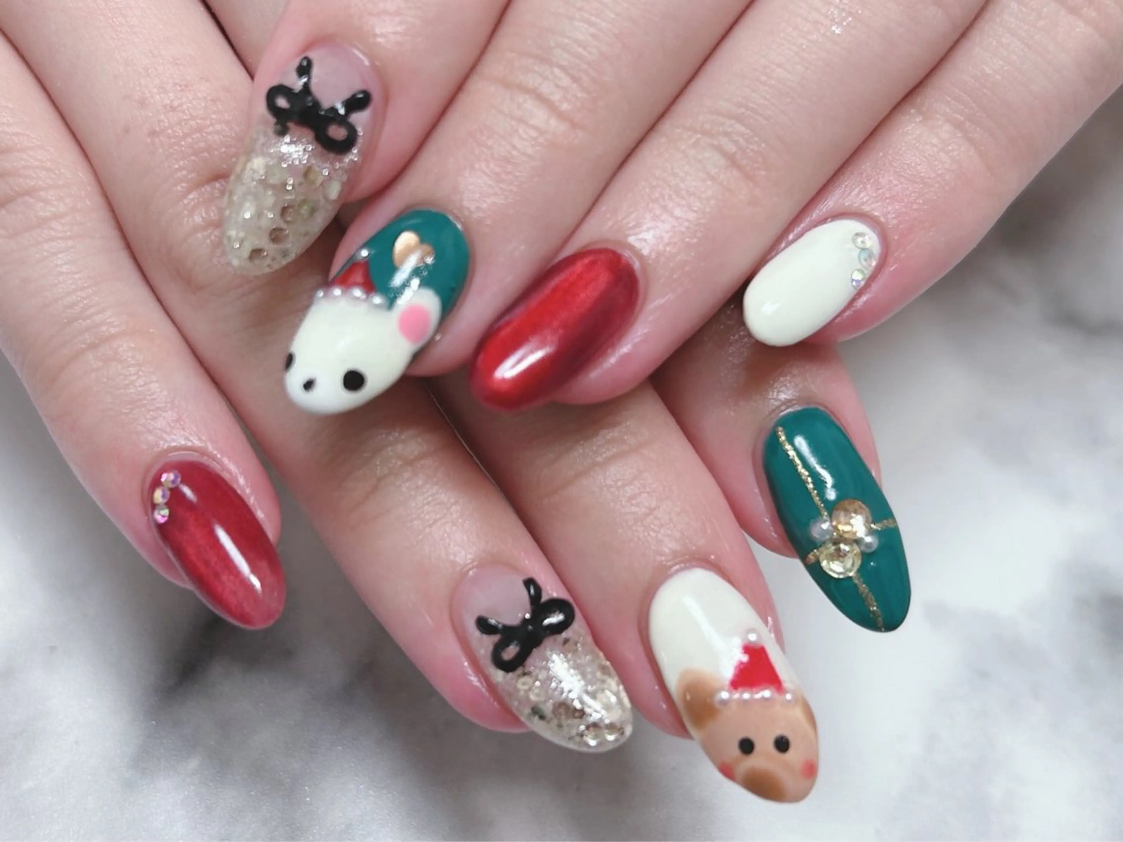 ネイル ハンドネイル ネイルサロン KURIKINDIのネイルデザイン