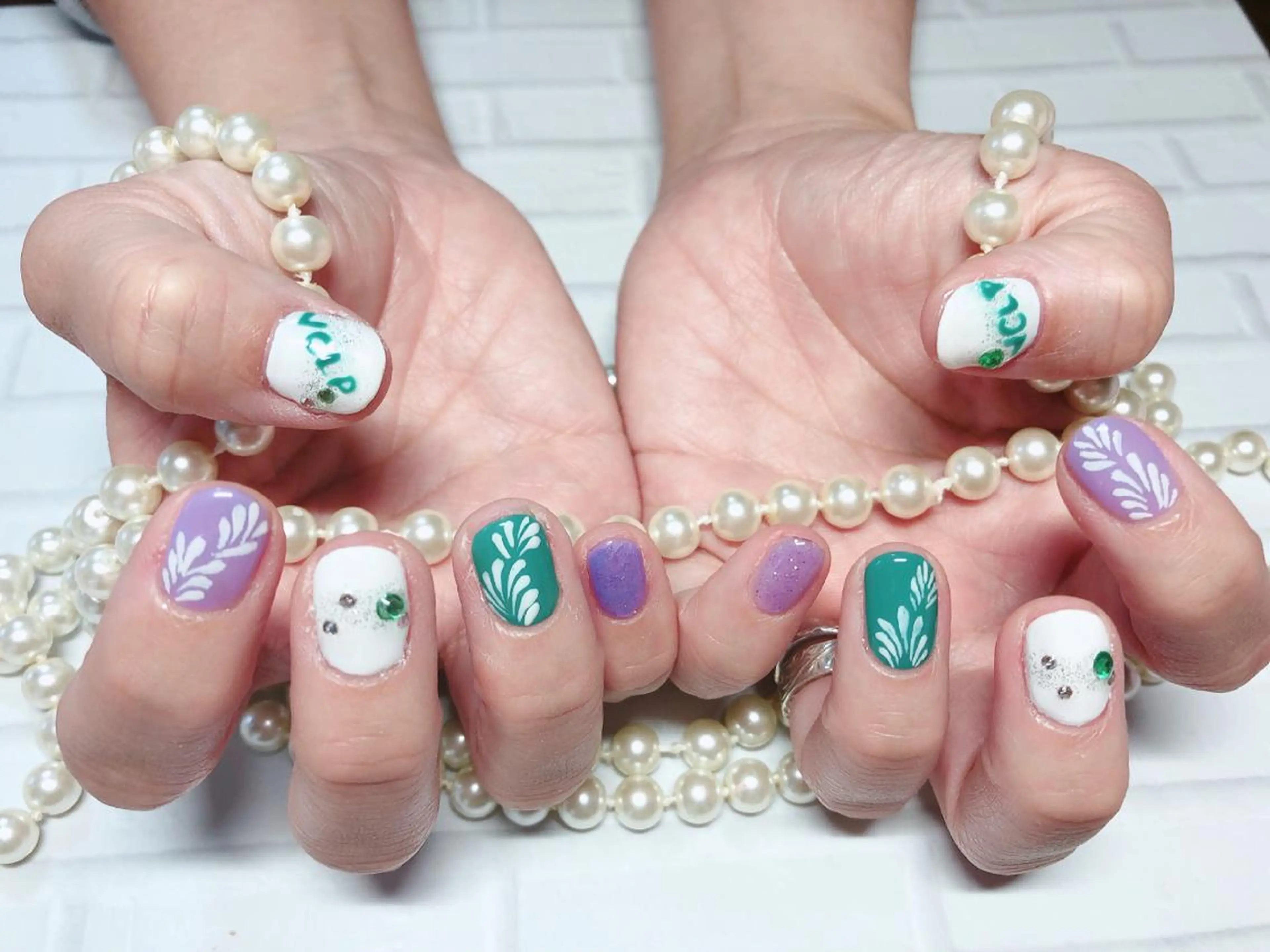 ネイル ハンドネイル ハンドケア ネイルサロン HARRYS所属・ネイル・脱毛サロン HARRYSのエステ・リラクイメージ