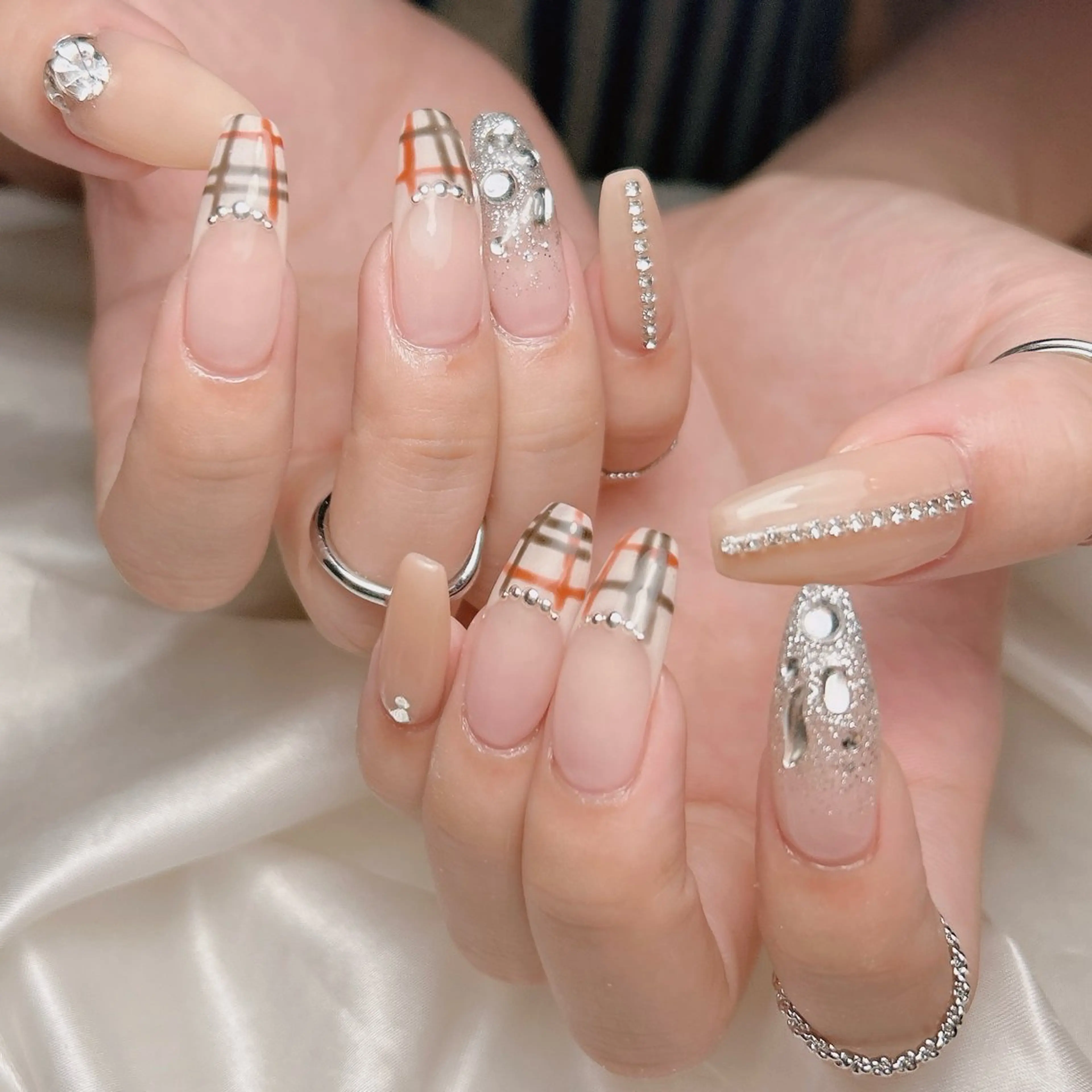 ネイル ハンドネイル junna ちょい個性派ネイルのネイルデザイン