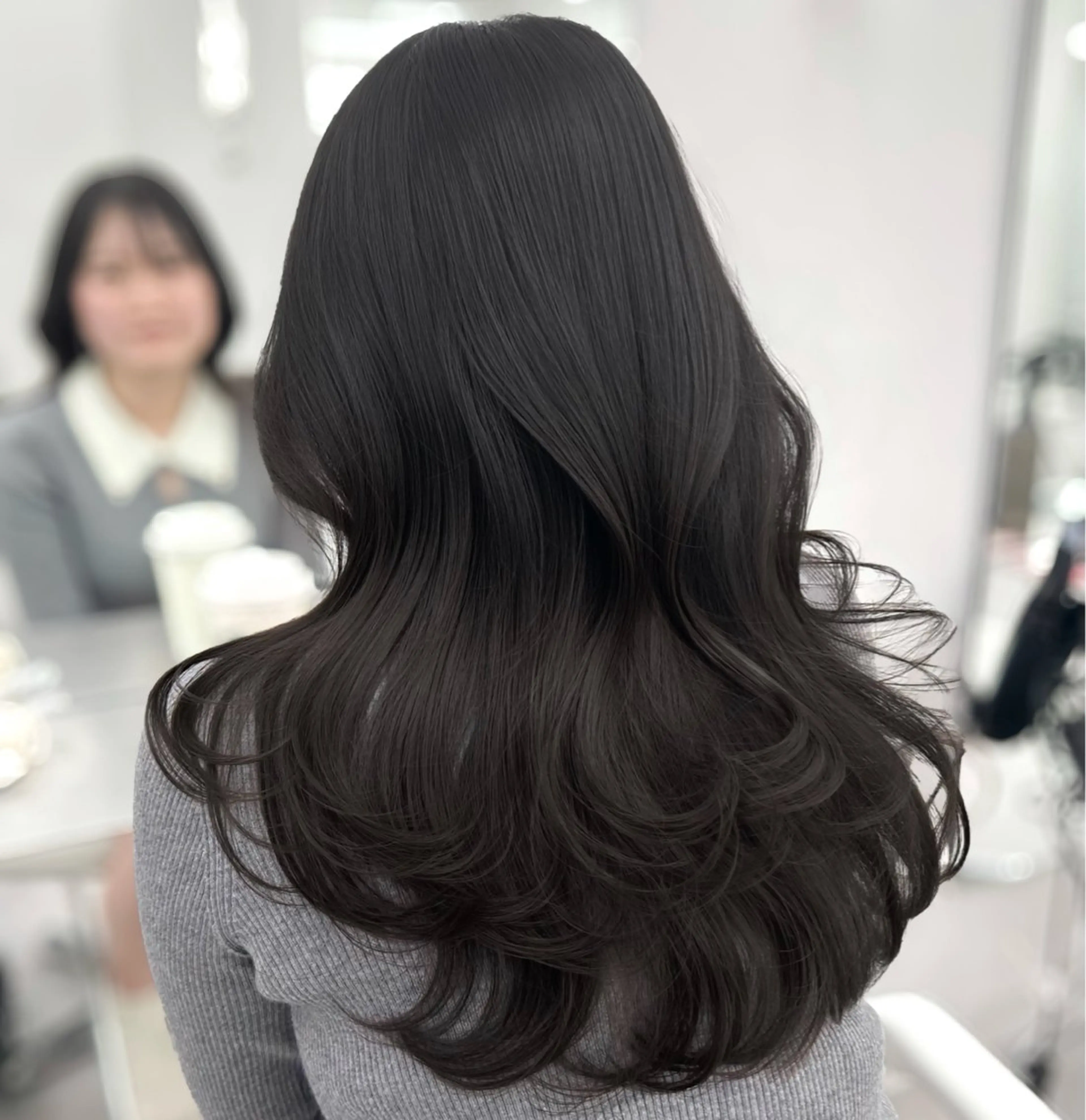 ロング アッシュ アッシュグレー アッシュグレージュ 髪質改善 トリートメント カット ヘアカラー トリートメント 韓国ヘア🇰🇷× 髪質改善🫧テルのヘアスタイル