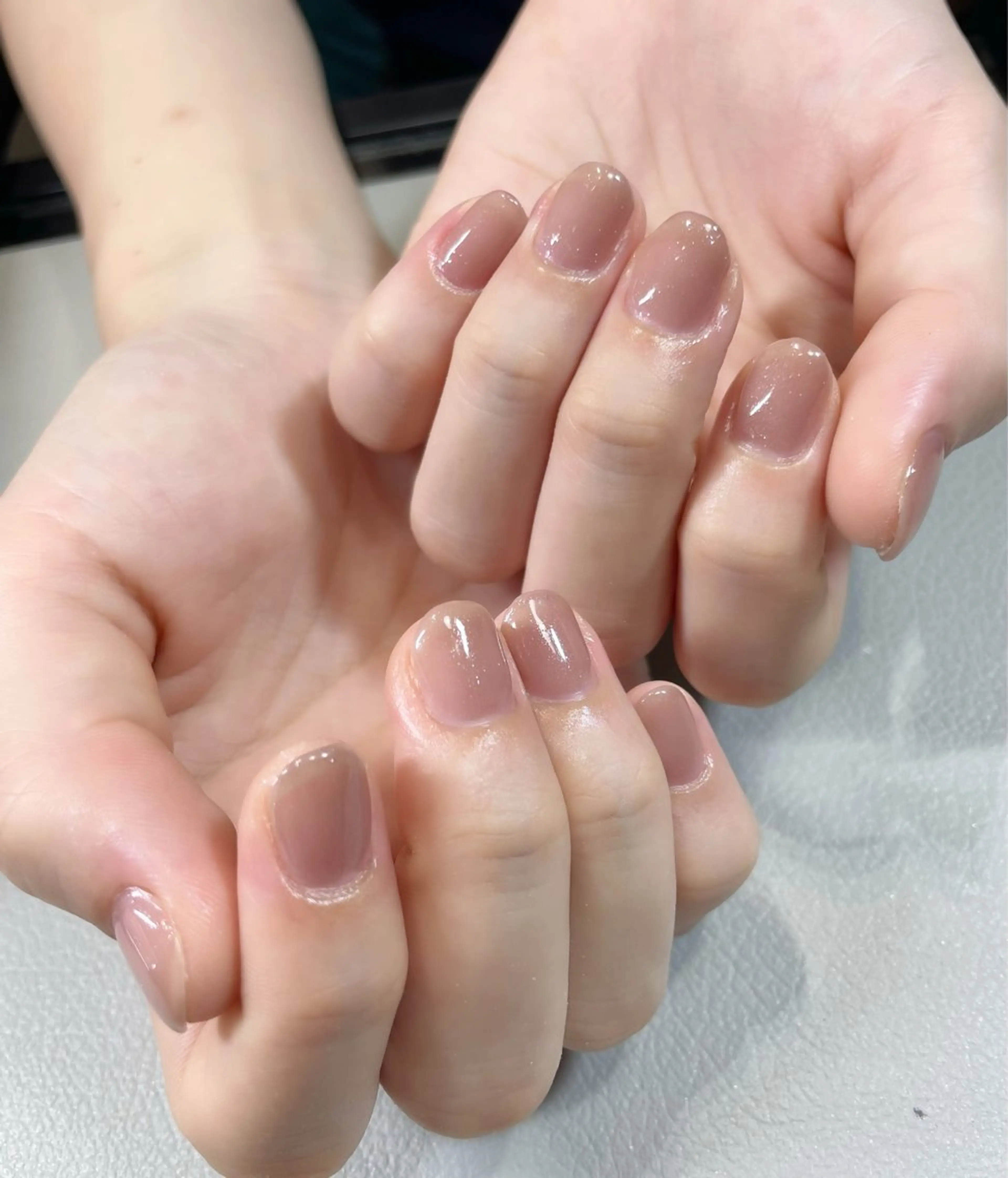 ネイル オフィスネイル ピンク ピンクベージュ ハンドネイル jujur HARUKA🌸のネイルデザイン