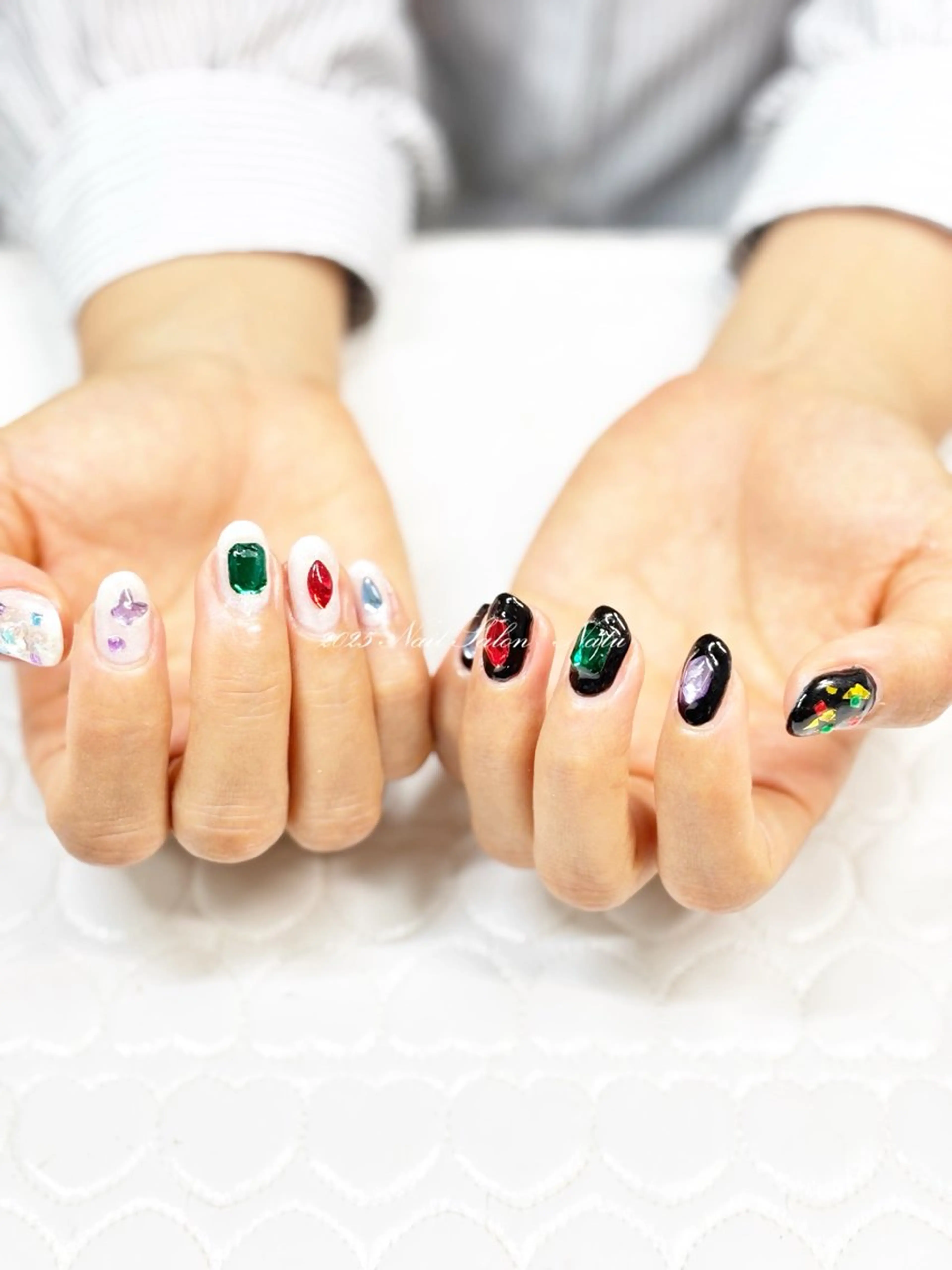 ネイル ストーンネイル nailsalon Natuのネイルデザイン