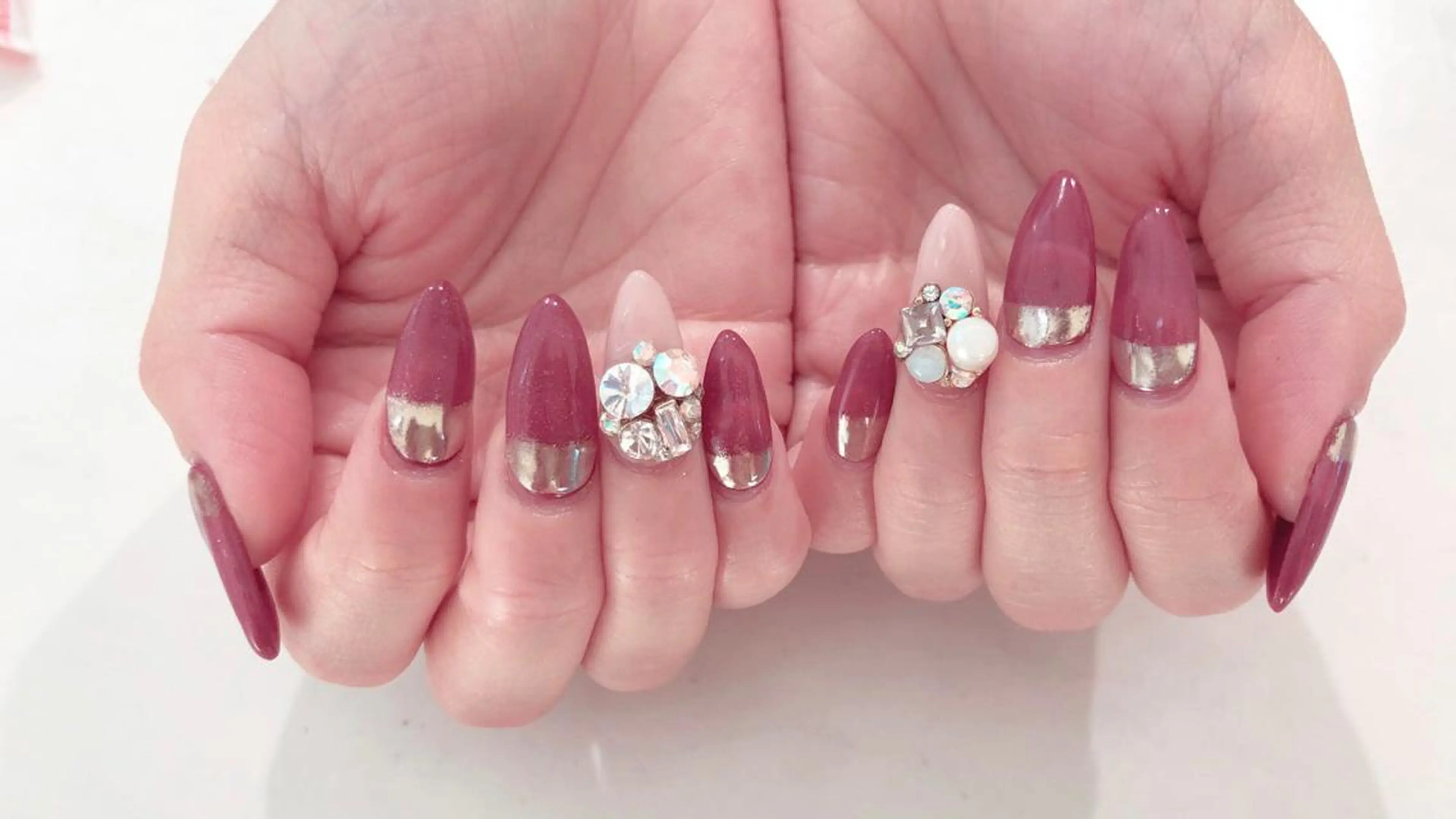 ネイル nailstudio ′ecole所属・nailstudio ′ecoleのネイルデザイン