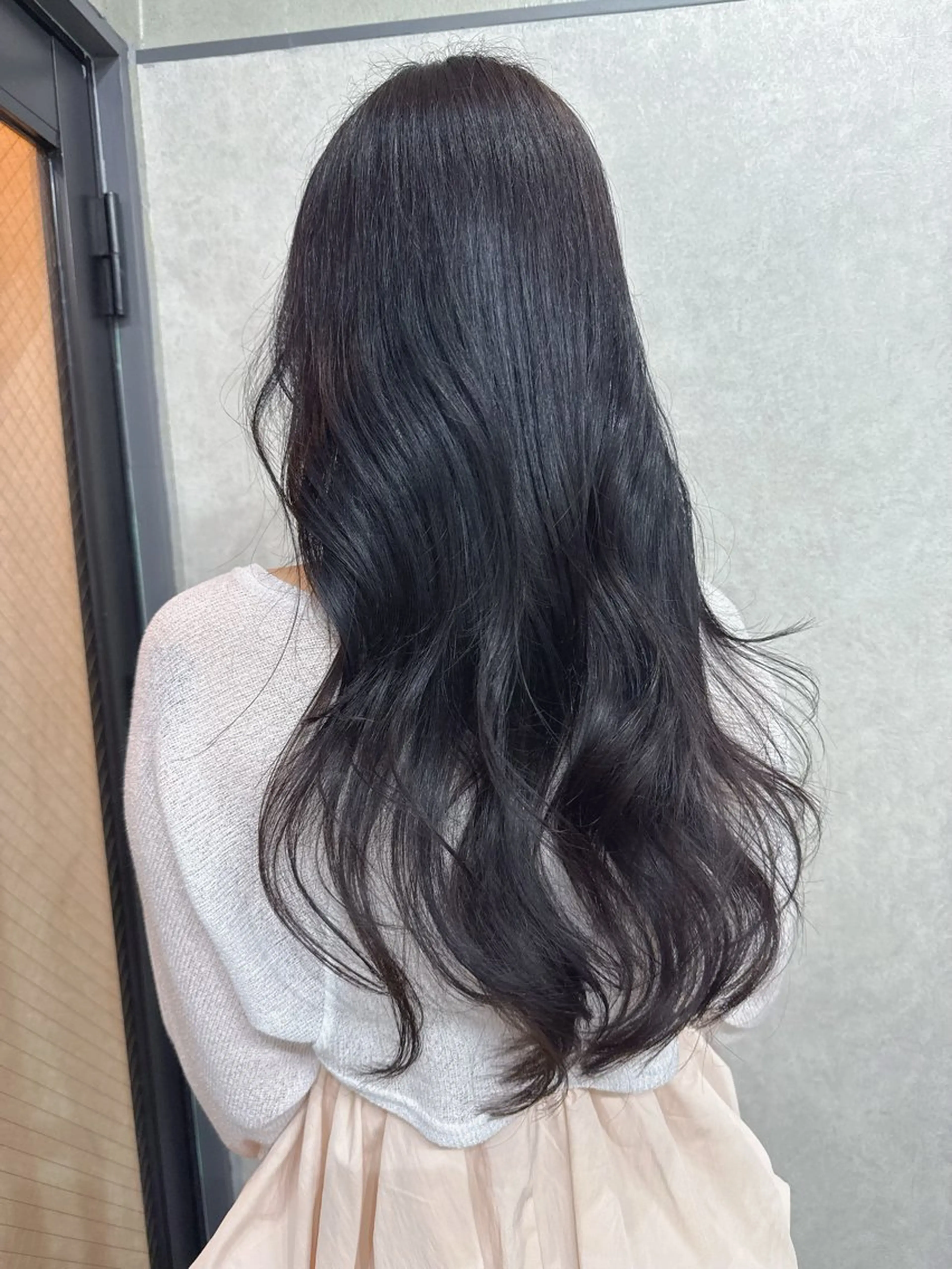 ロング カラー レイヤーカット AIRI layer cut hairのヘアスタイル
