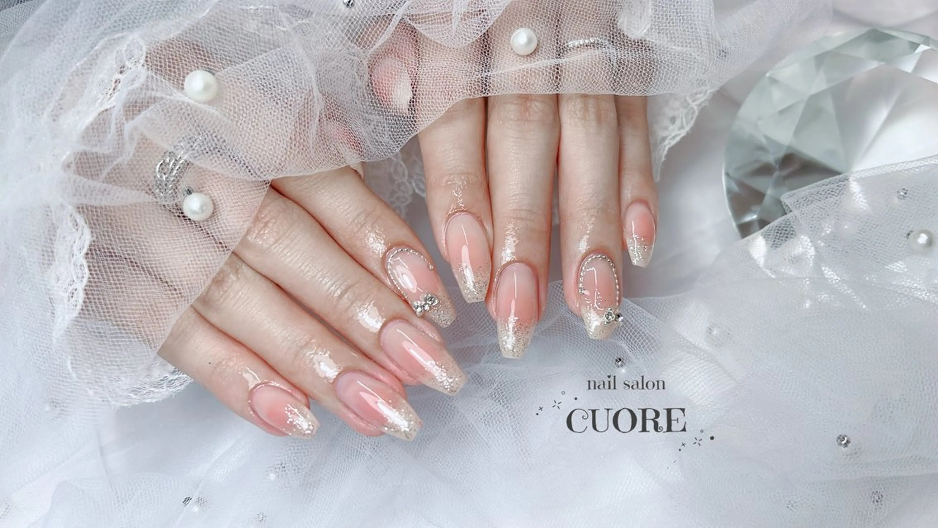 【ハンド】オフ込〇チークネイルの写真