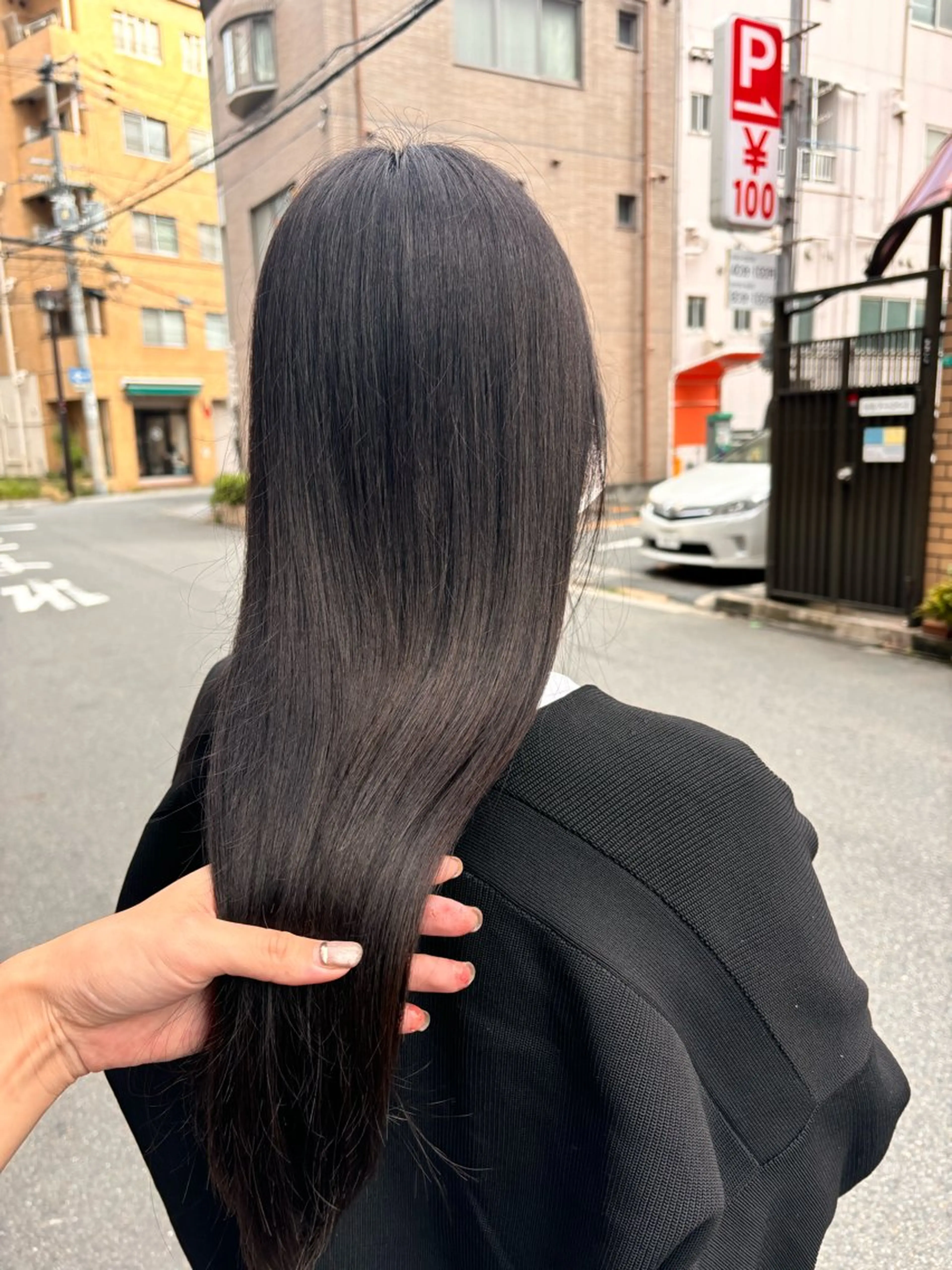 ロング カラー 透明感カラー グレージュ イルミナカラー ラベンダーカラー ラベンダーグレージュ カット ヘアカラー トリートメント newi 京橋 【yuuki】のヘアスタイル