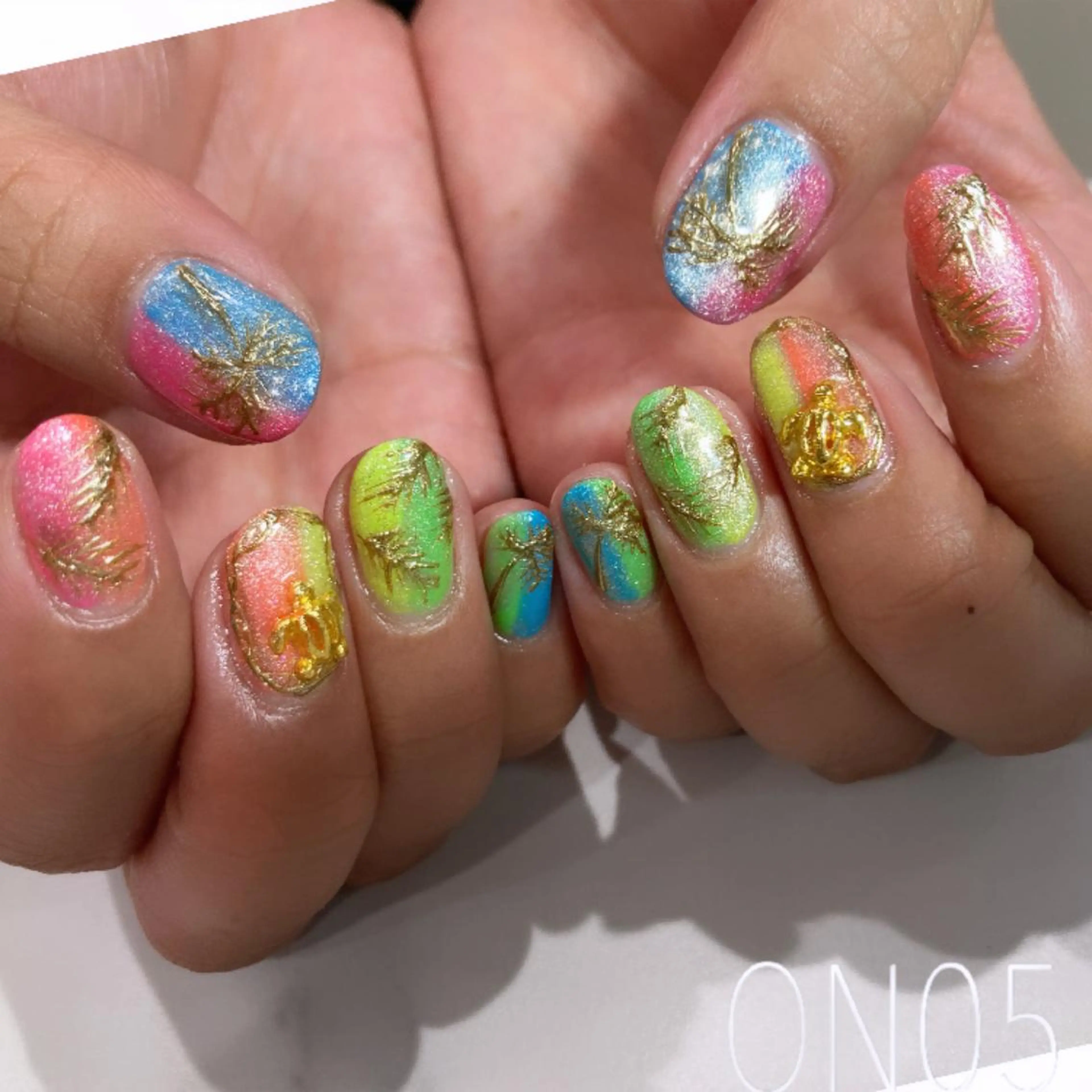 ネイル 園 寛子 （ネイリスト）のネイルデザイン