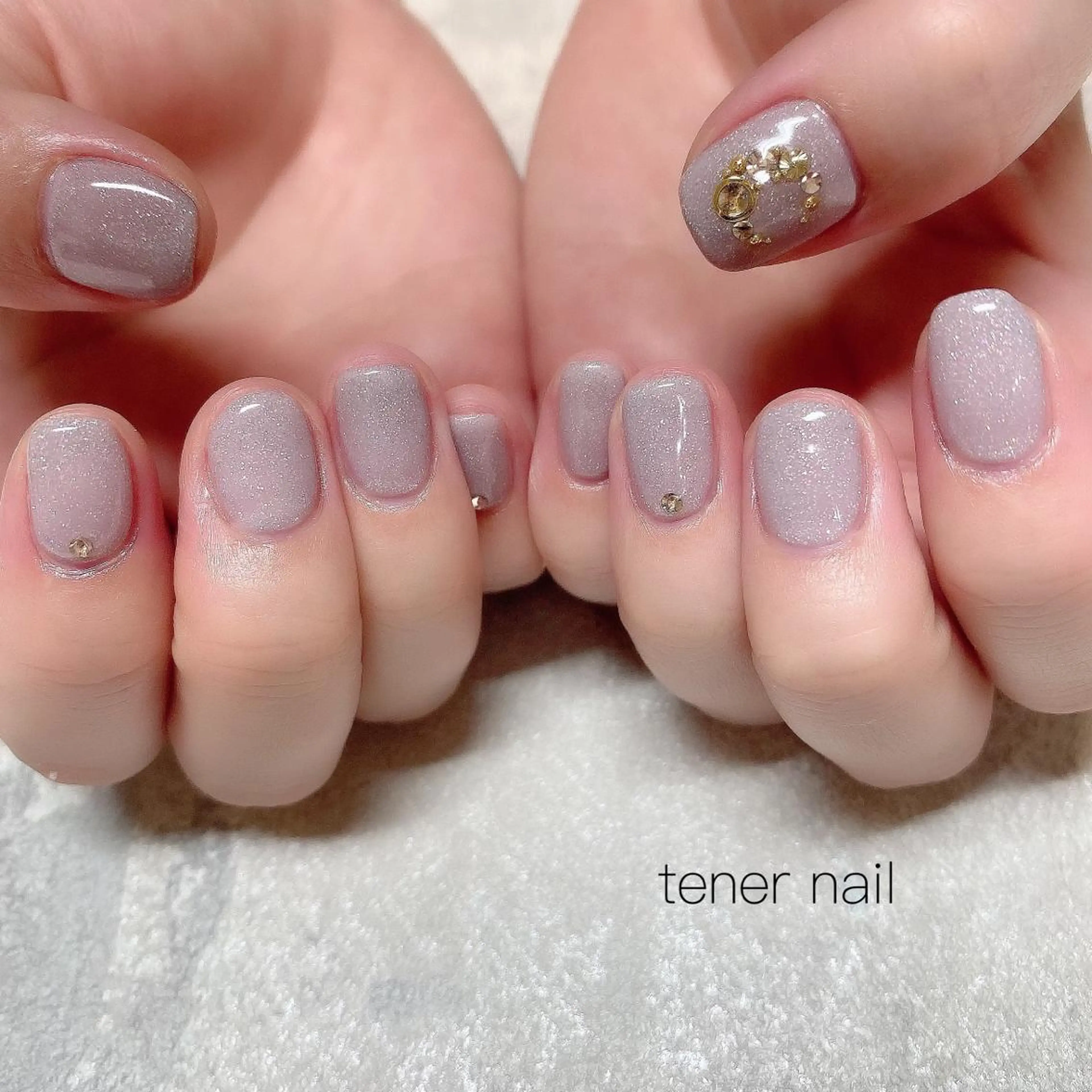 ネイル アートネイル ラメ(グリッター) ワンカラーネイル パープル tener  nail  テネルネイル所属・テネルネイル tener nailのネイルデザイン