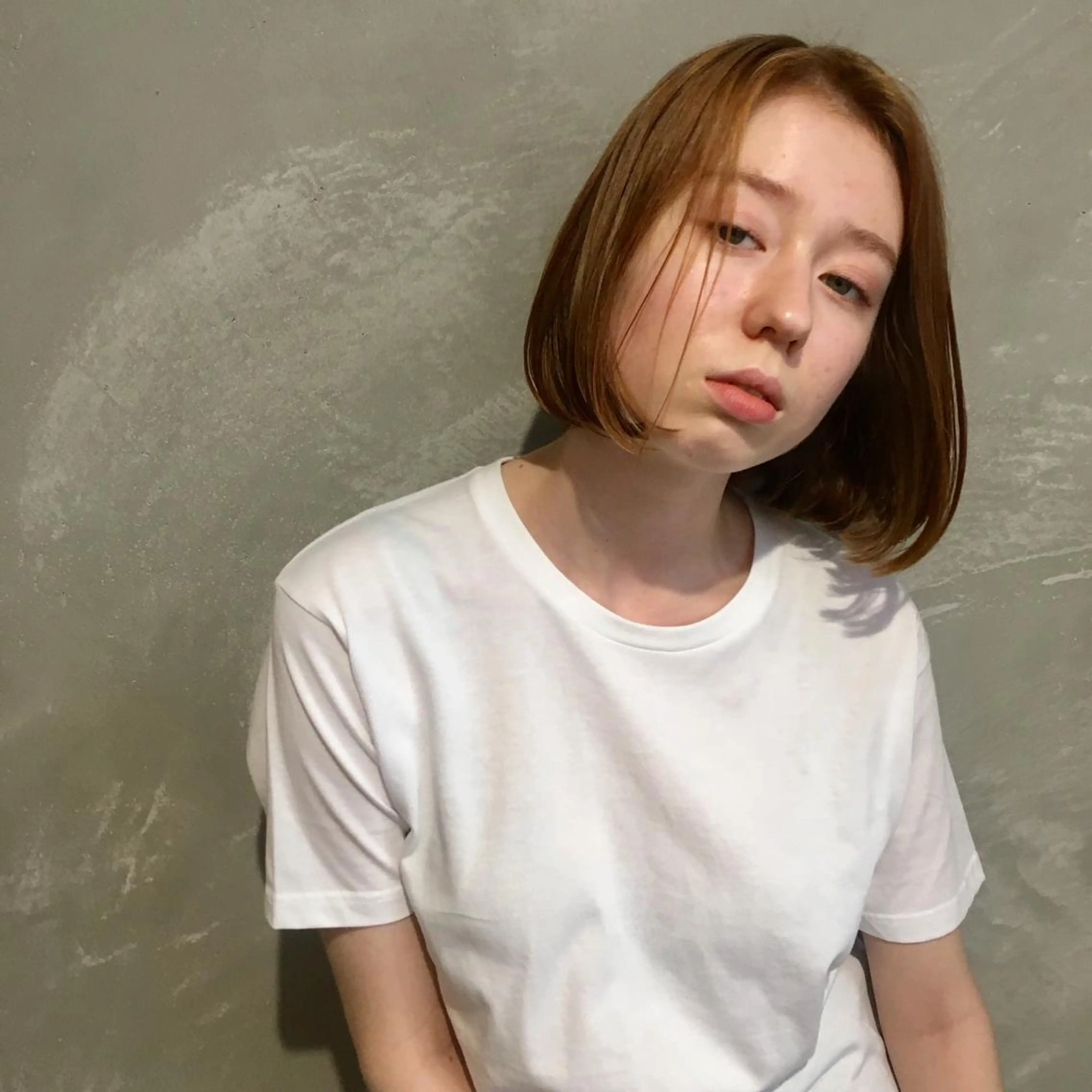 ショート カラー ベージュカラー ボブ REM   上大岡所属・サトウ .のヘアスタイル