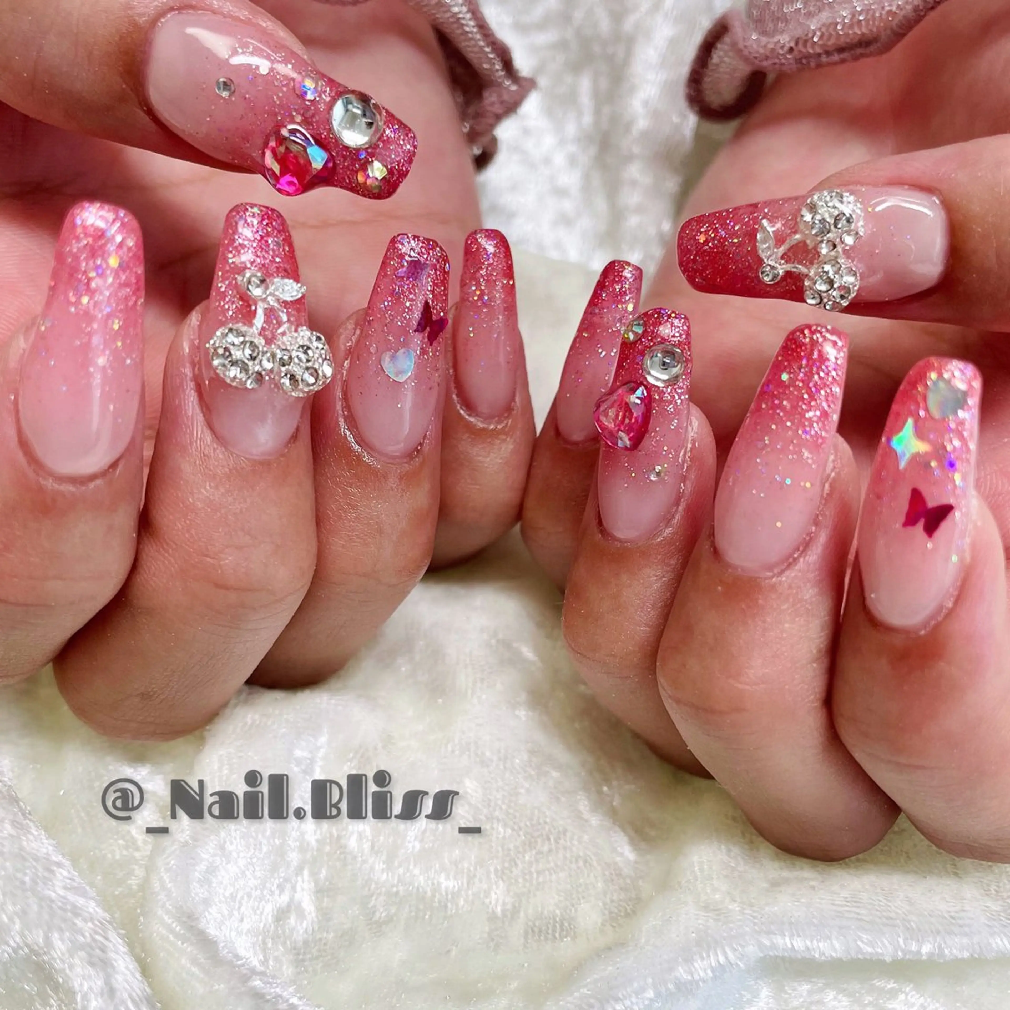 ネイル グラデーション ラメ(グリッター) ラメグラデーション ハンドネイル NAIL BLISSのネイルデザイン