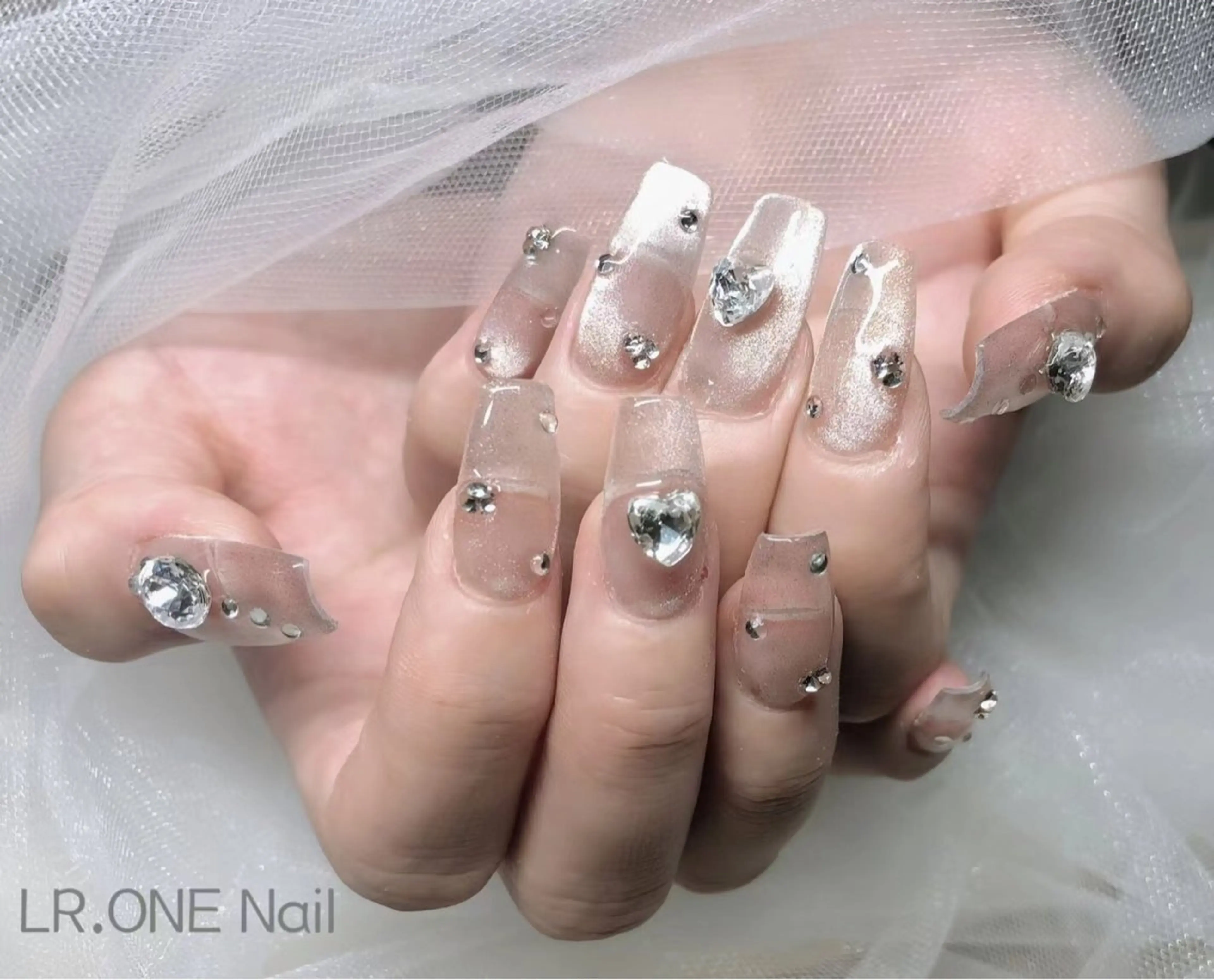 ネイル ハンドネイル LR.ONE ヨウのネイルデザイン