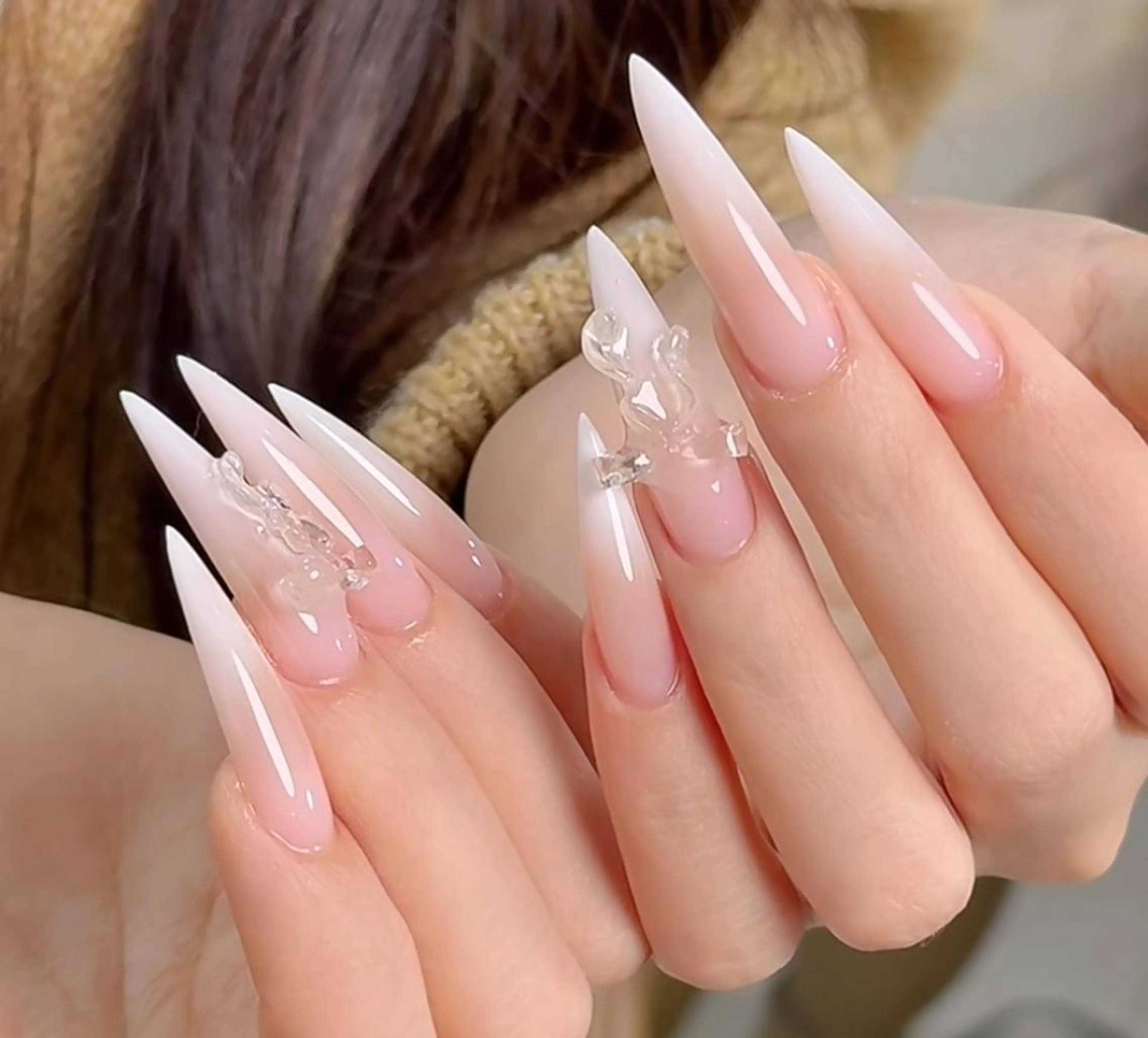 ネイル ハンドネイル 🎀 Ayaka_nailのネイルデザイン