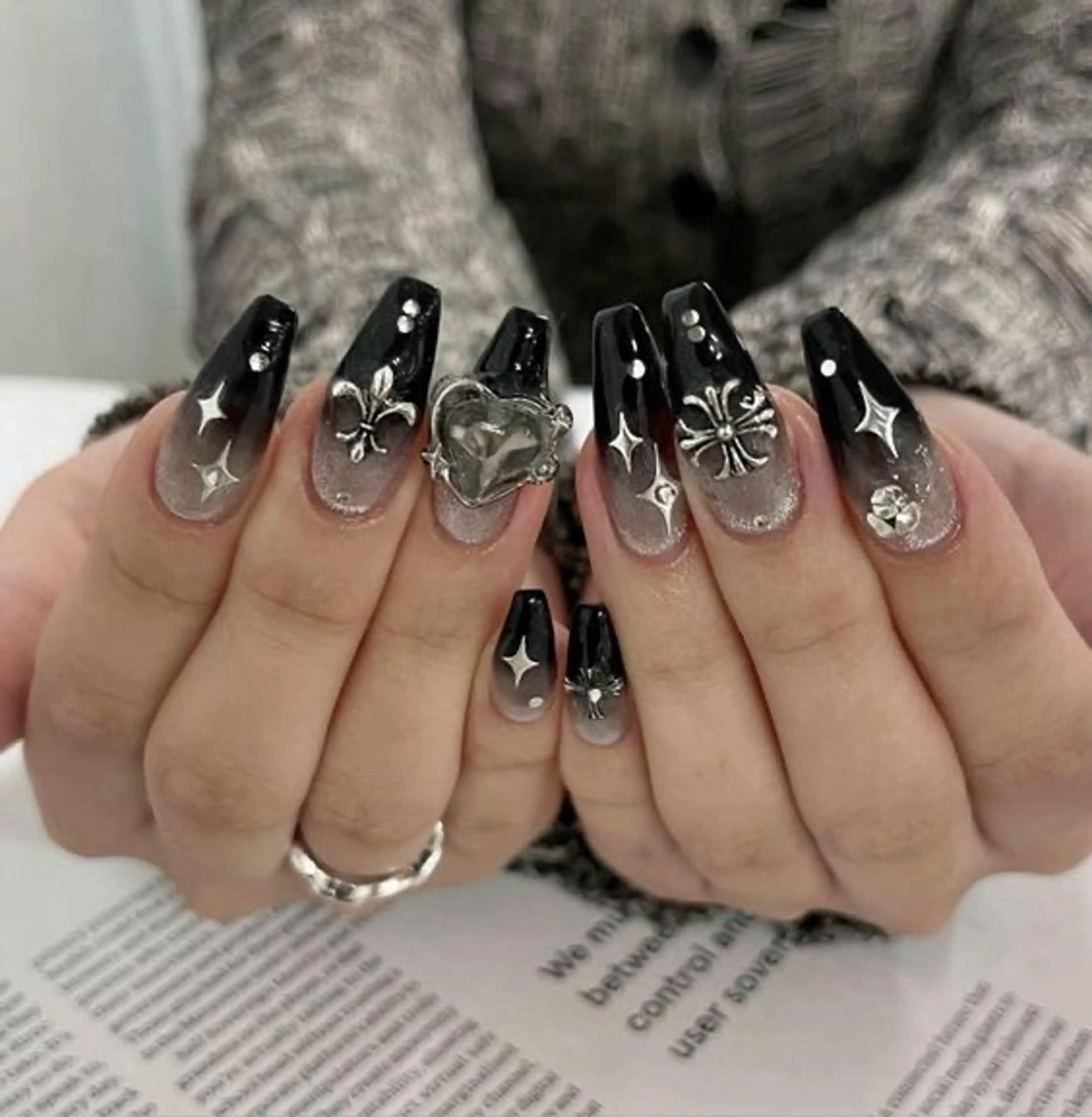 ネイル MiO Nailのネイルデザイン