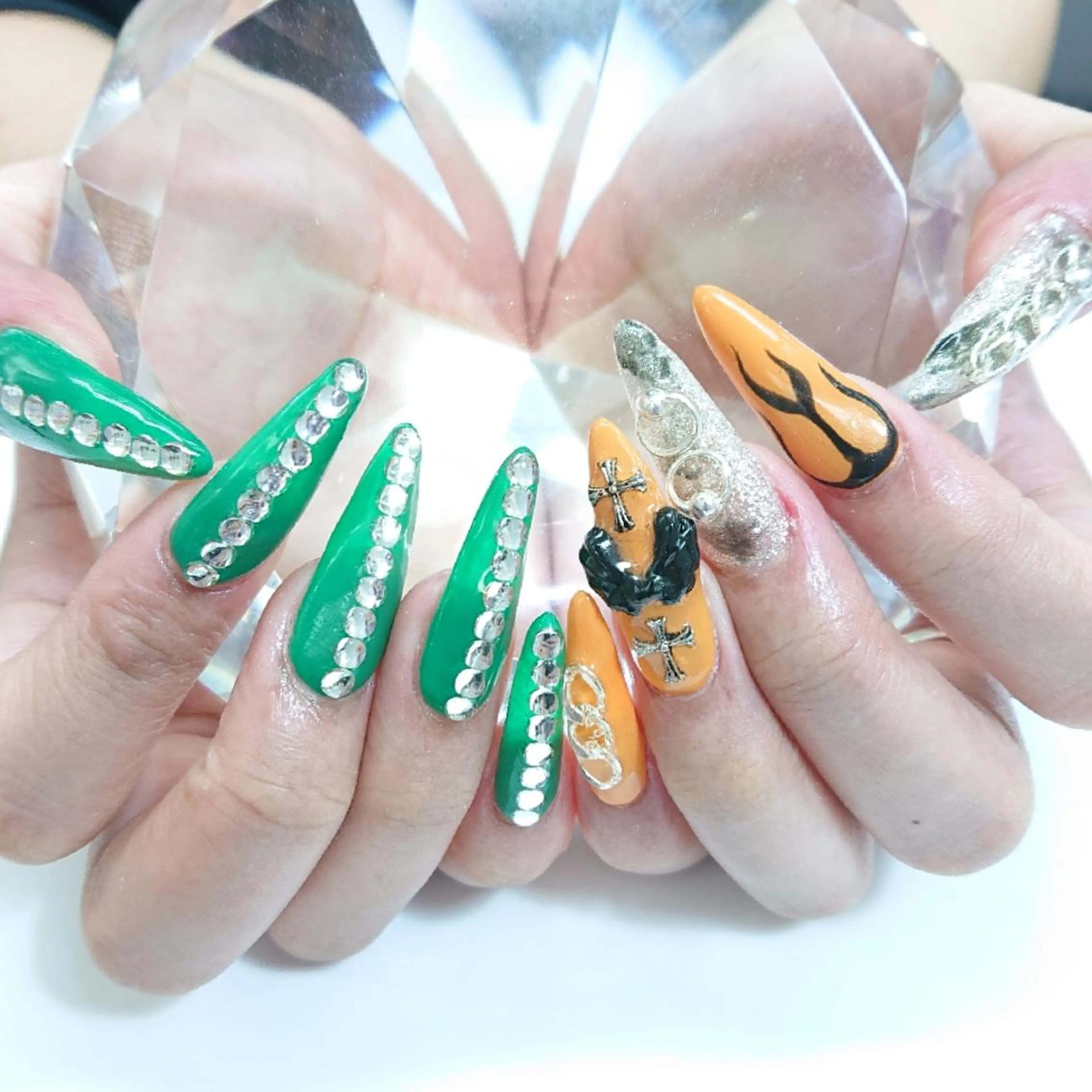 ネイル アートネイル ロングネイル スカルプネイル Coco Girlsのネイルデザイン