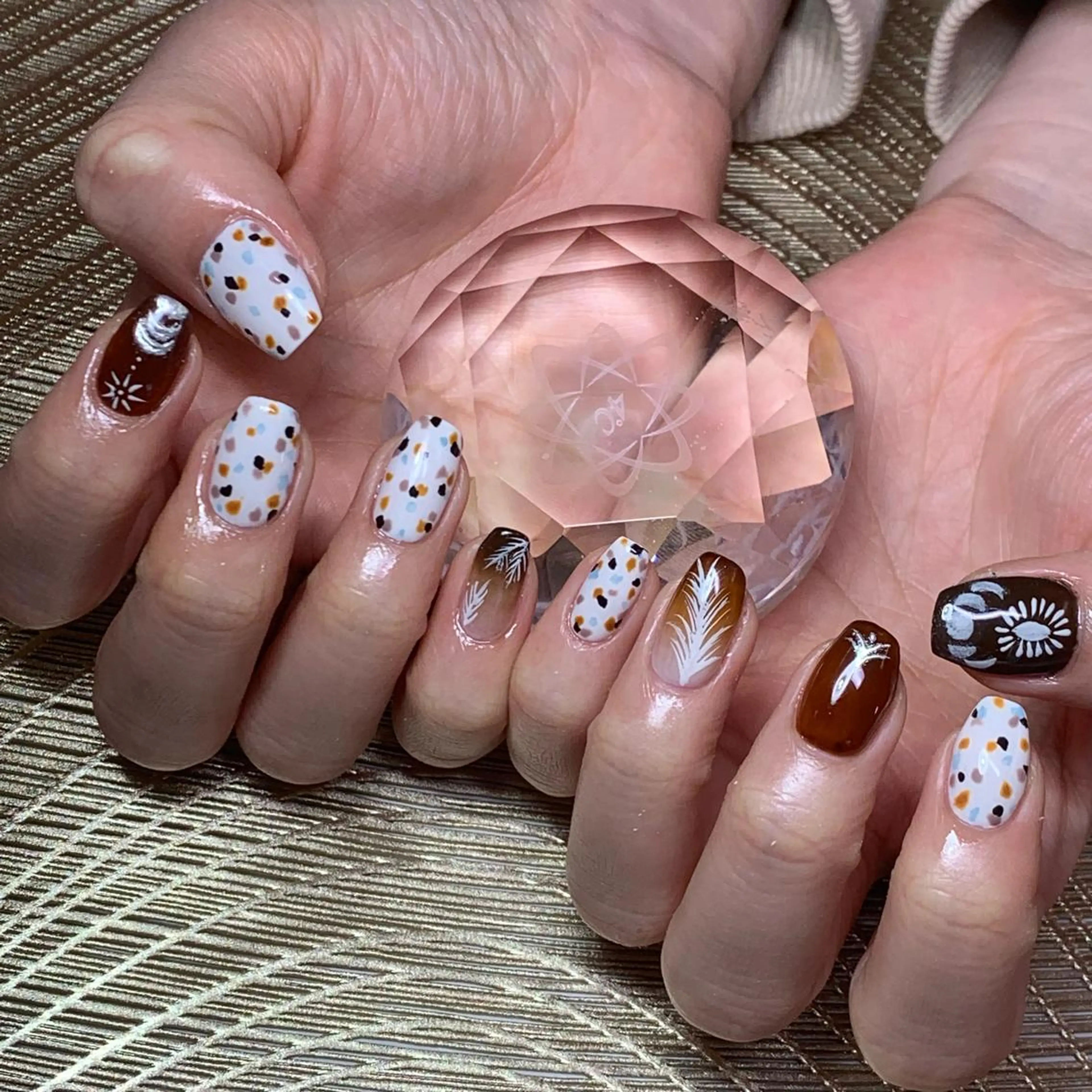 ネイル ハンドネイル καρδιά -ｶﾙﾃﾞｨｱ-のネイルデザイン