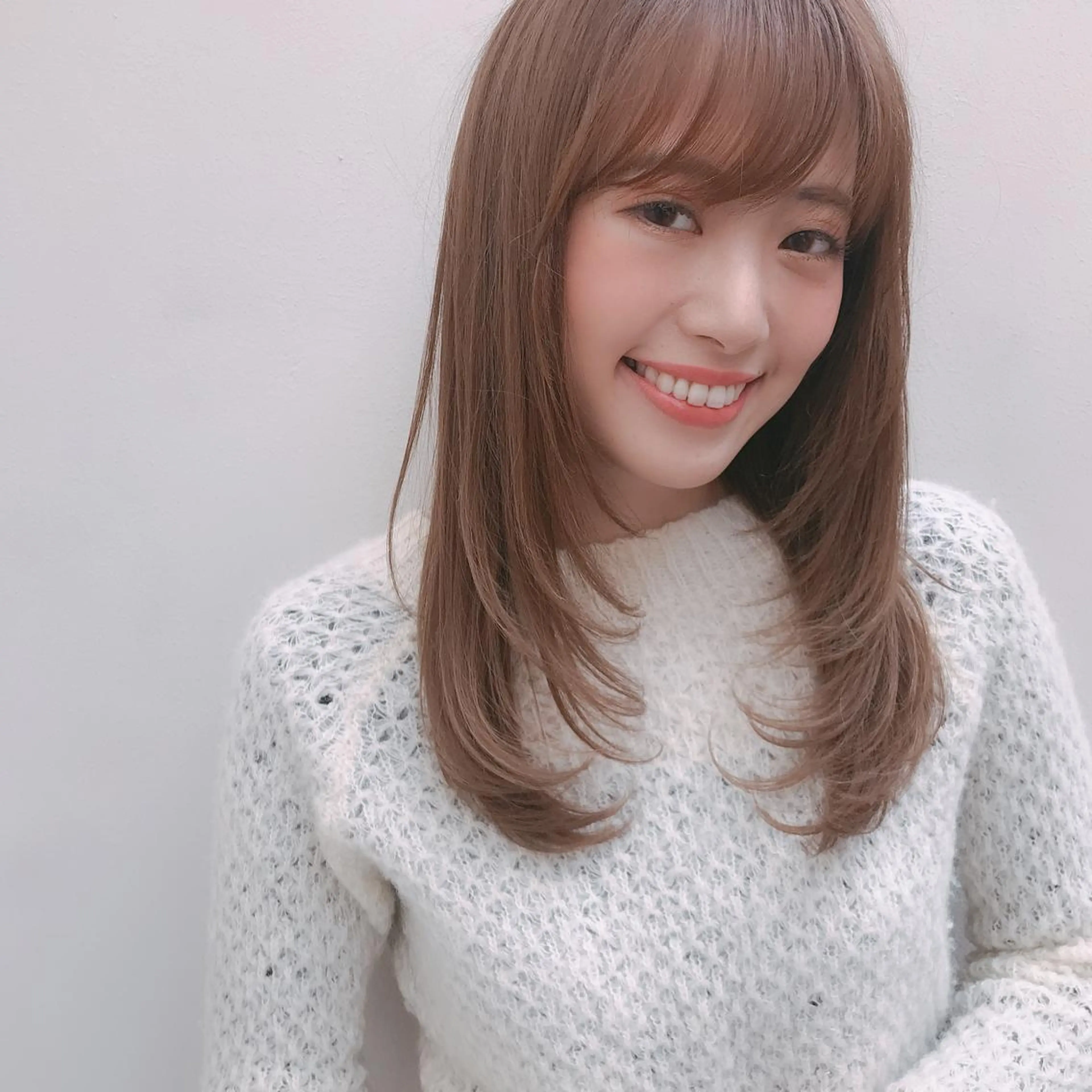 セミロング カット ヘアカラー トリートメント 高橋 一矢のヘアスタイル