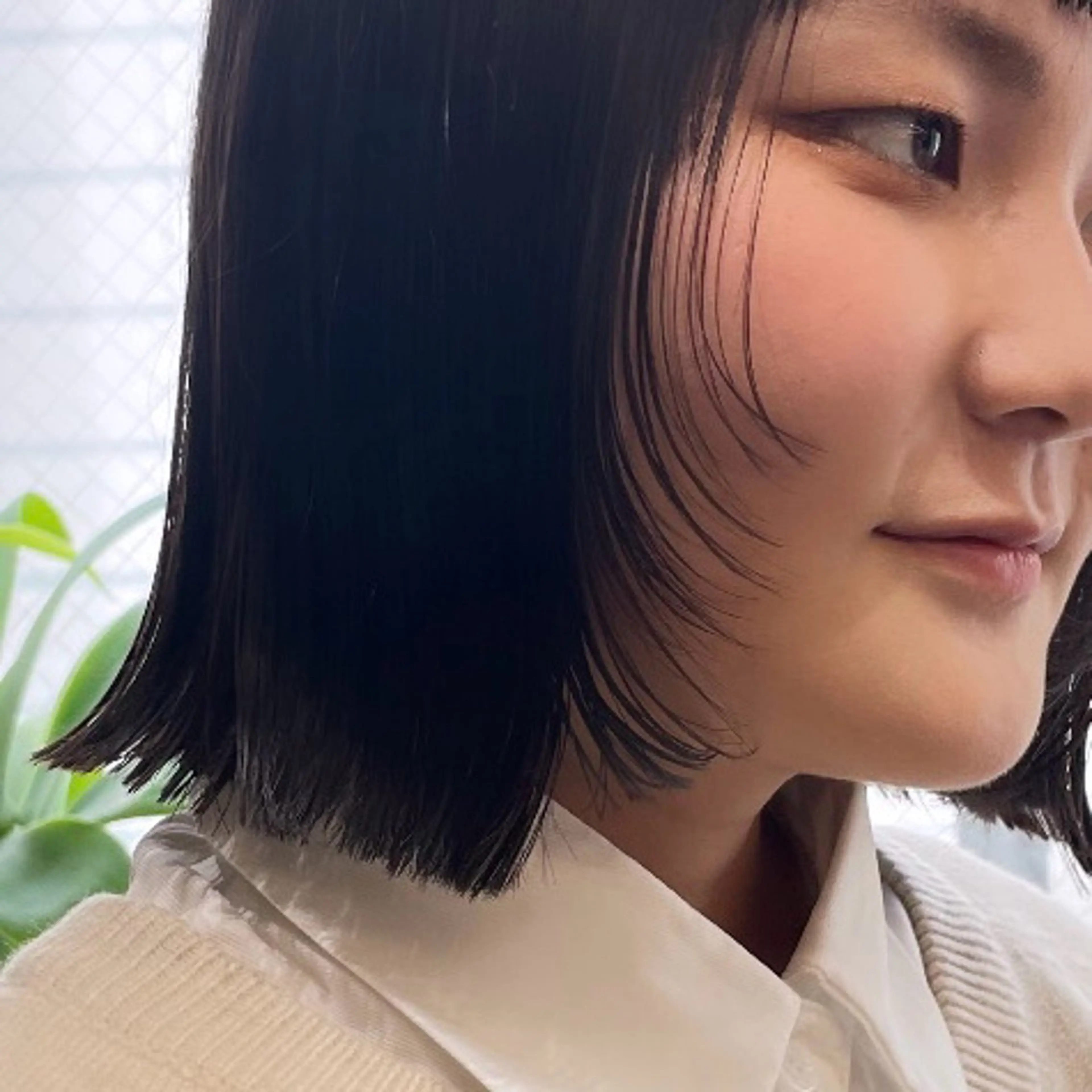 ショート カラー ボブ 顔周りカット カット ヘアカラー Rui/透明感カラー 暖色/レイヤーカットのヘアスタイル