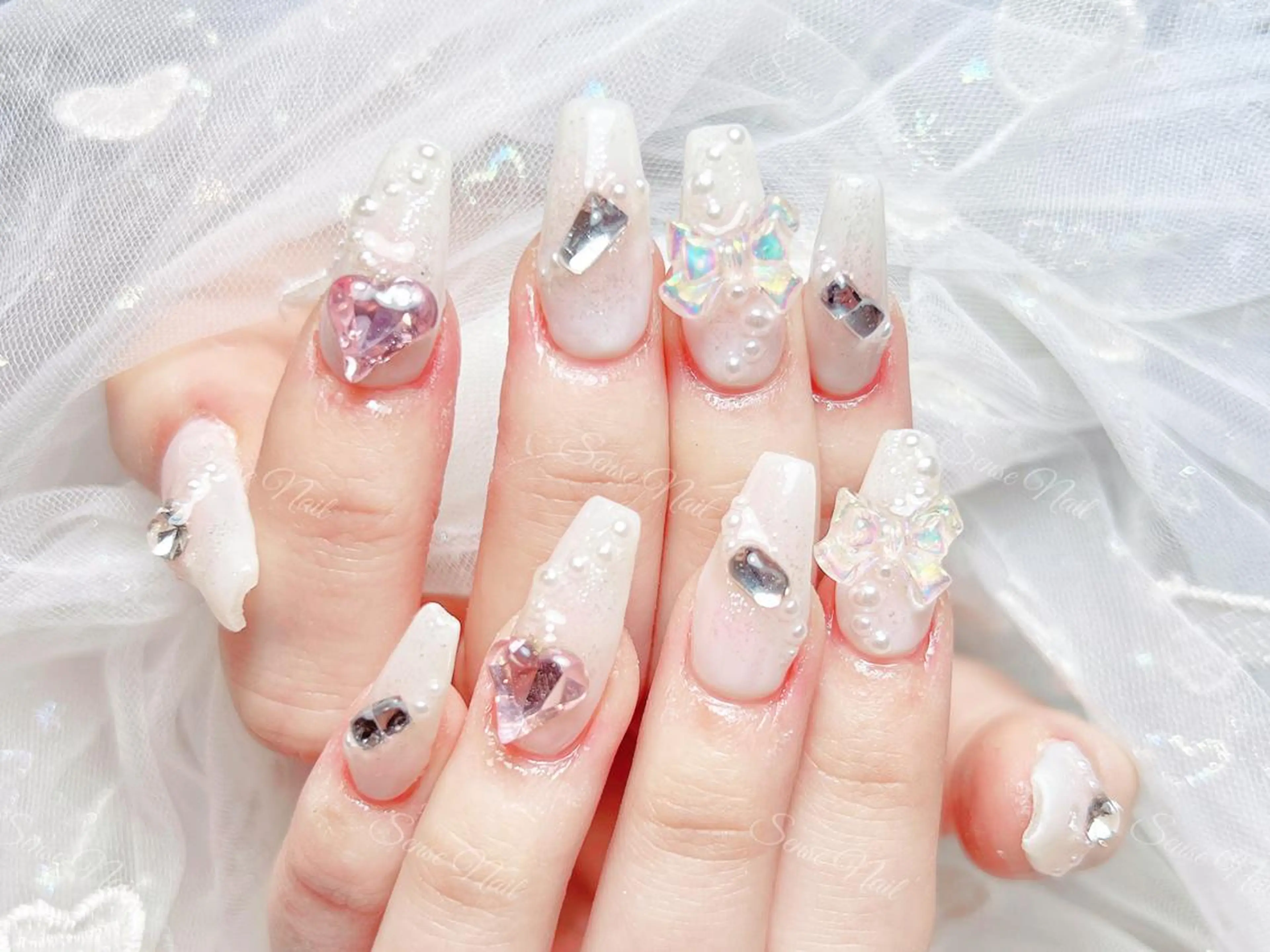 ネイル ハンドネイル ハンドケア 💕中川 結衣💕のネイルデザイン