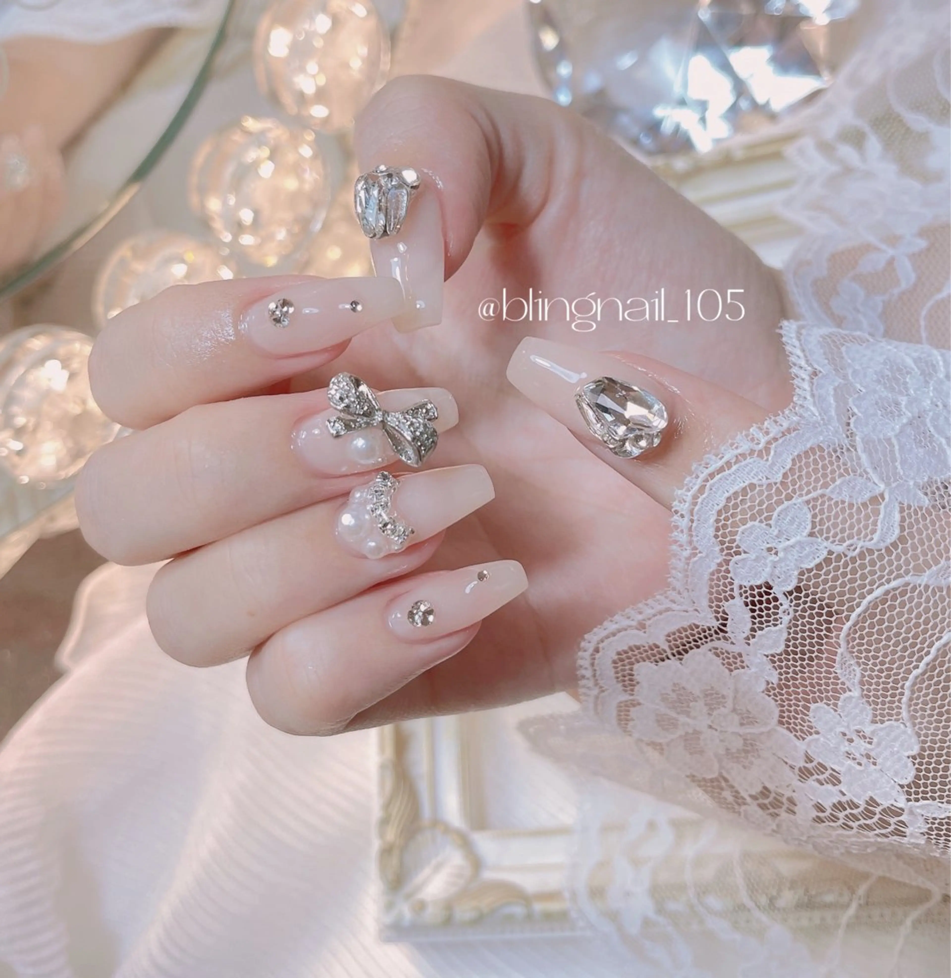 ネイル 23時まで❤︎韓国、 ワンホンネイルのネイルデザイン