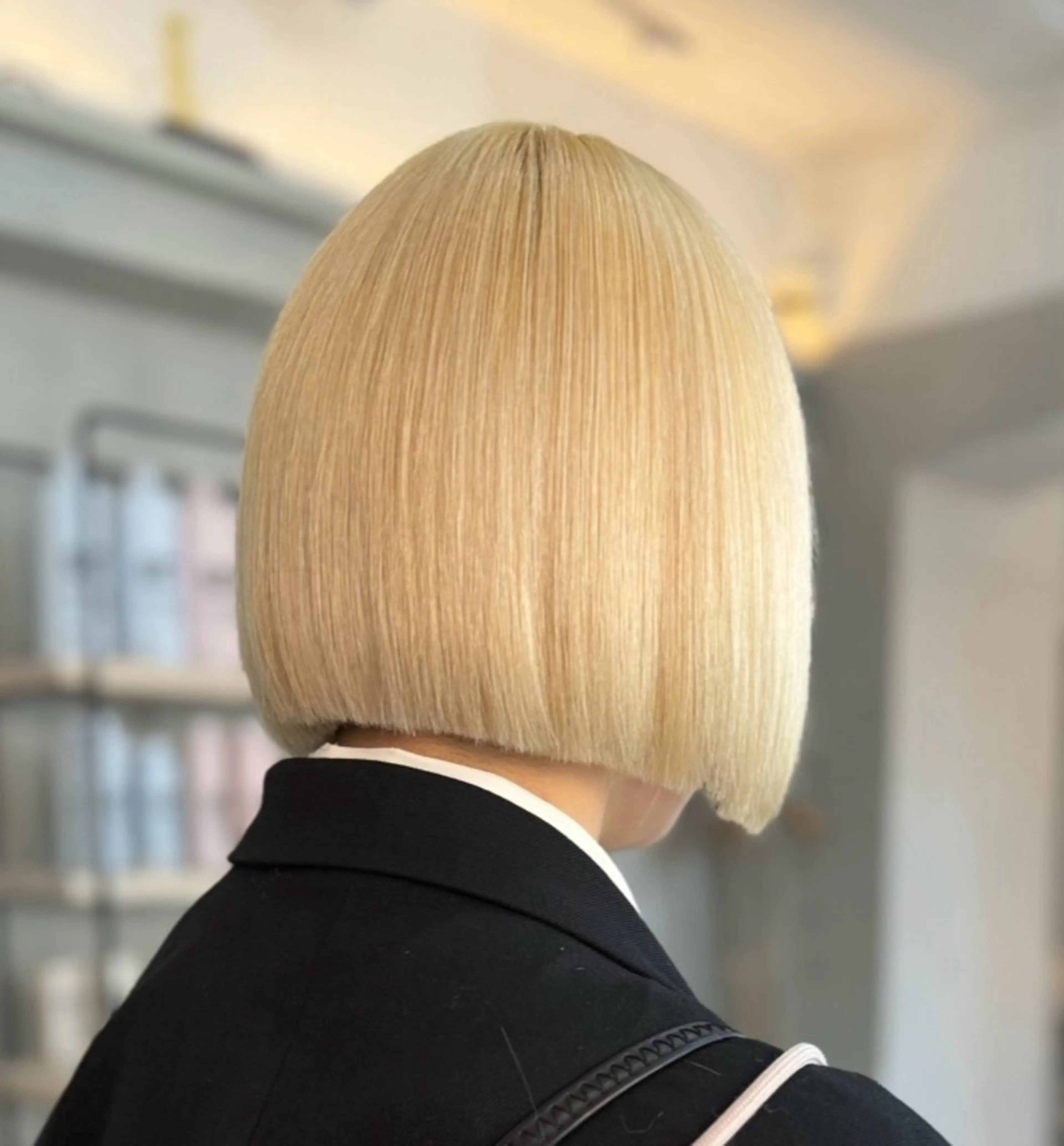 ショート カラー ハイトーンカラー ボブ 🌼金髪ボブ/ハイト ーン特化 もえぴ🌼のヘアスタイル
