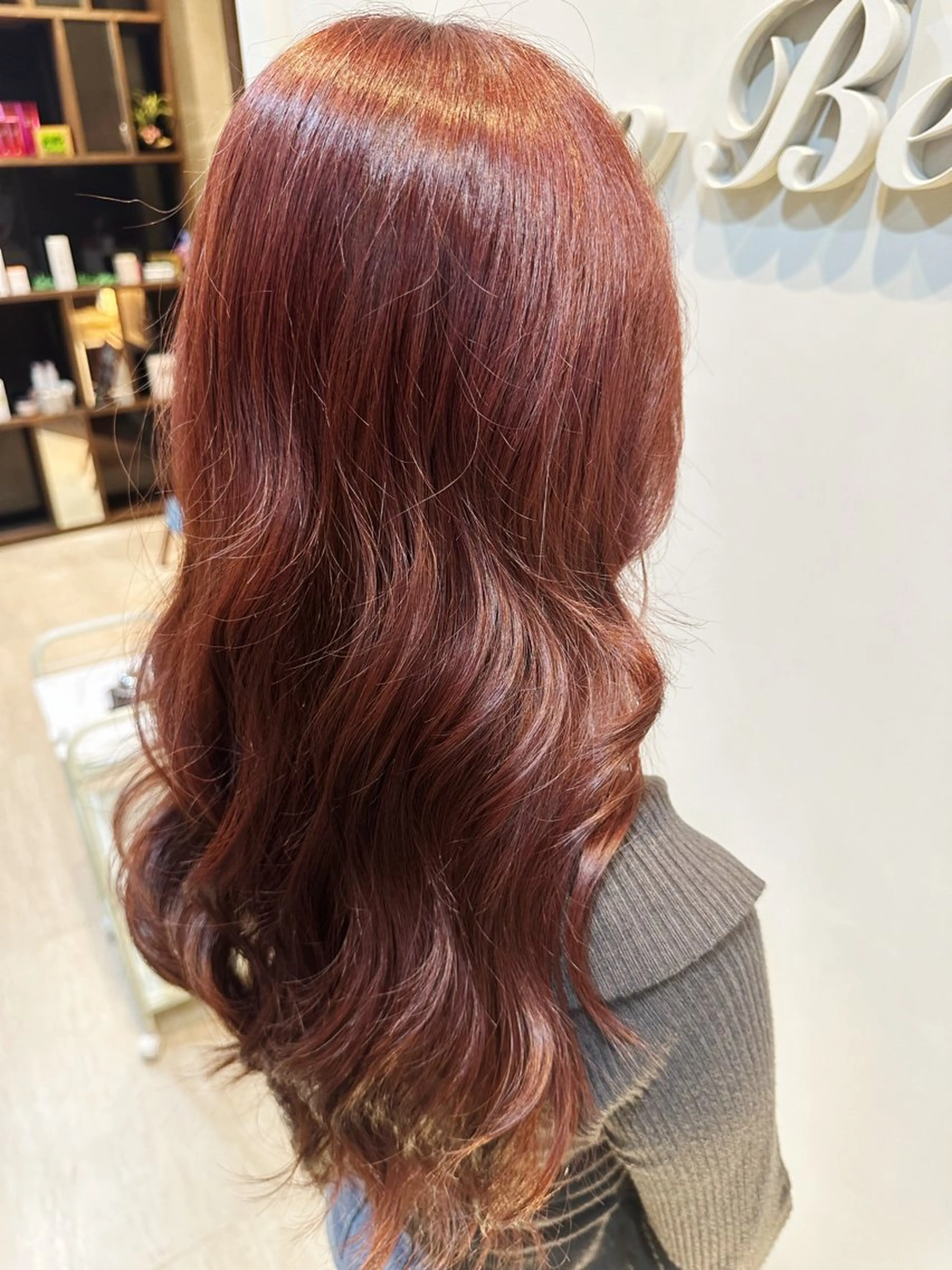 【4月限定クーポン🌸】カット＋トレンド艶カラー＋アロマトリートメント✨の写真