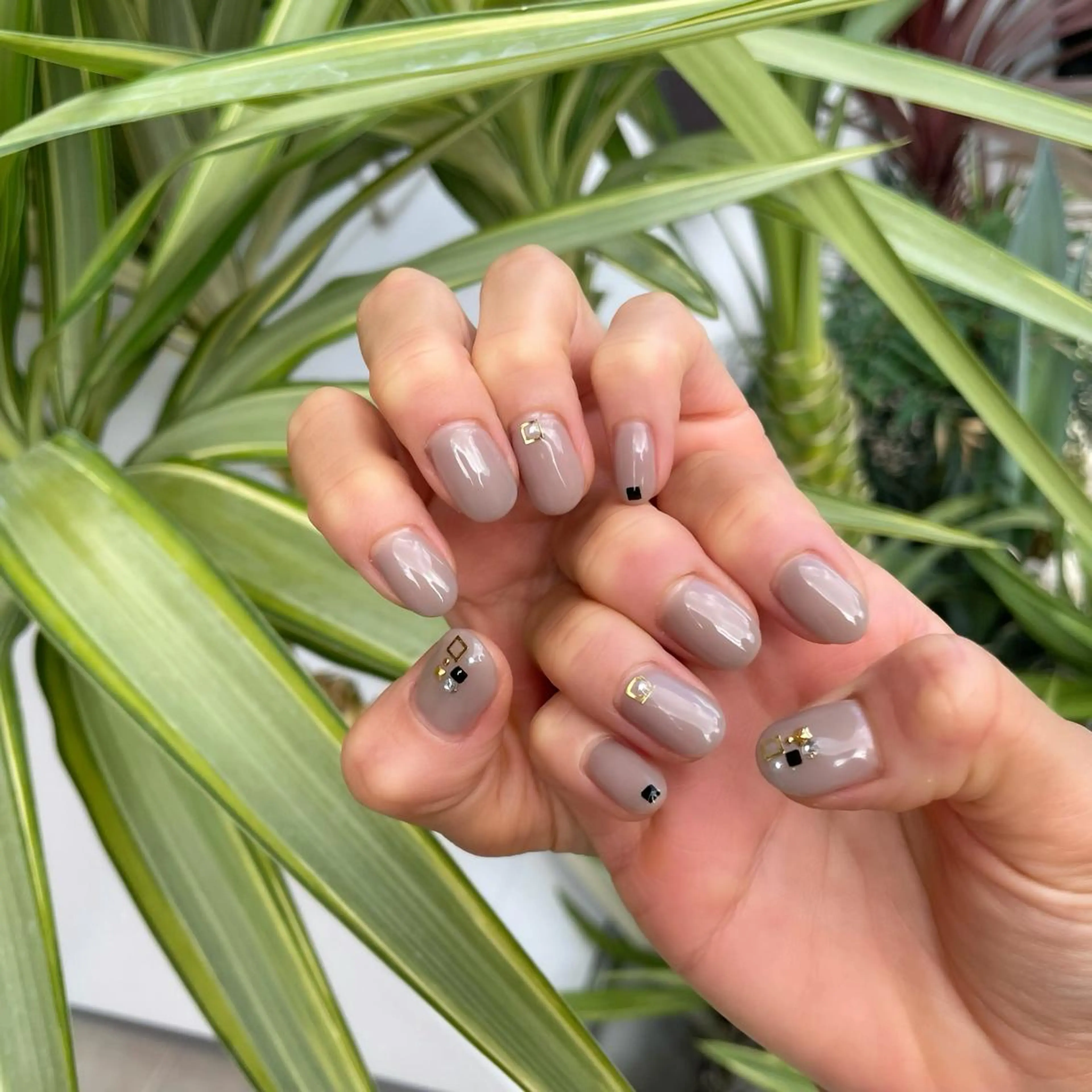 ネイル es nailのネイルデザイン