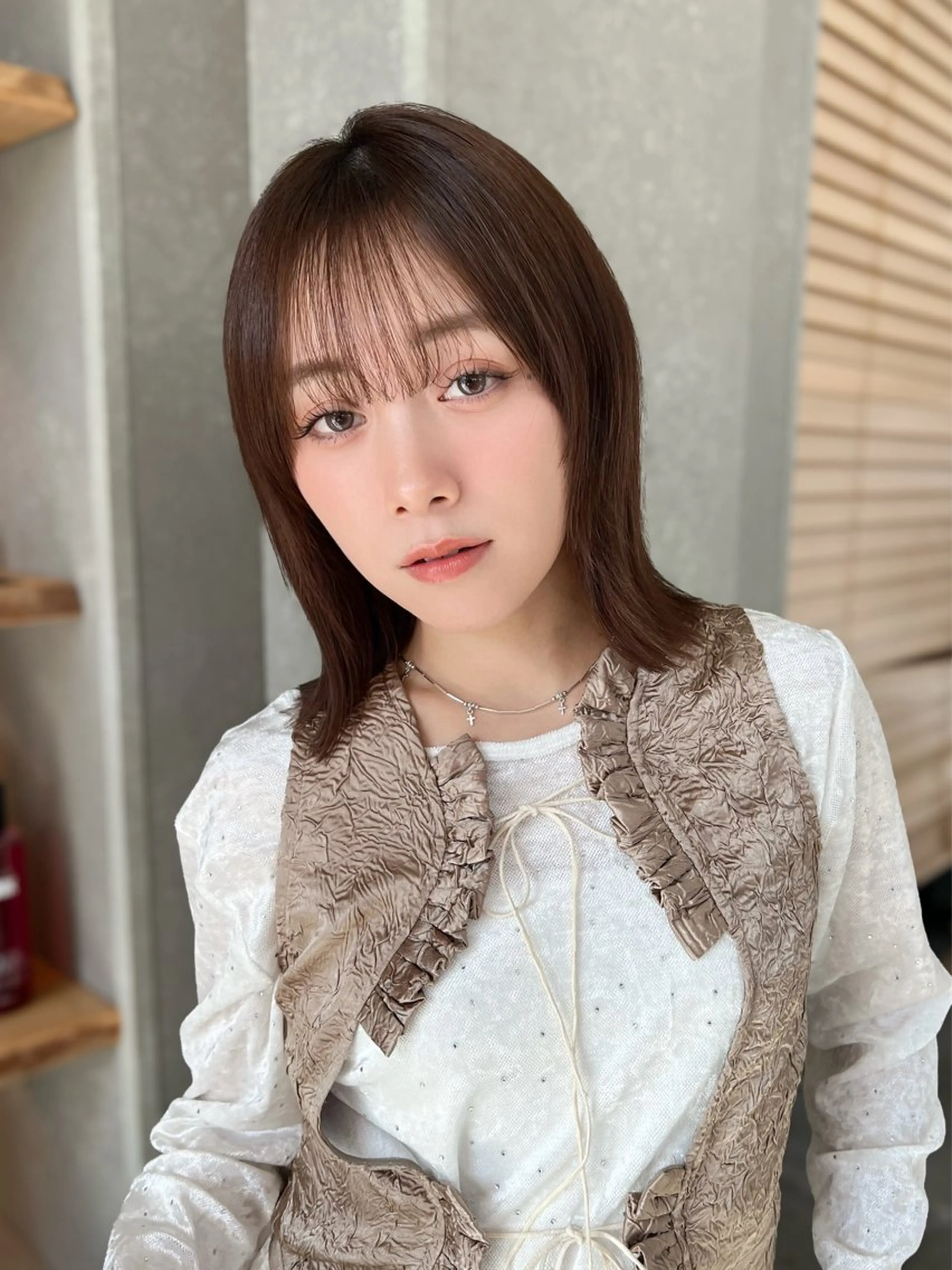 ミディアム カラー カット ヘアカラー トリートメント ボブ/巻ける縮毛矯正 /韓国レイヤーはなのヘアスタイル