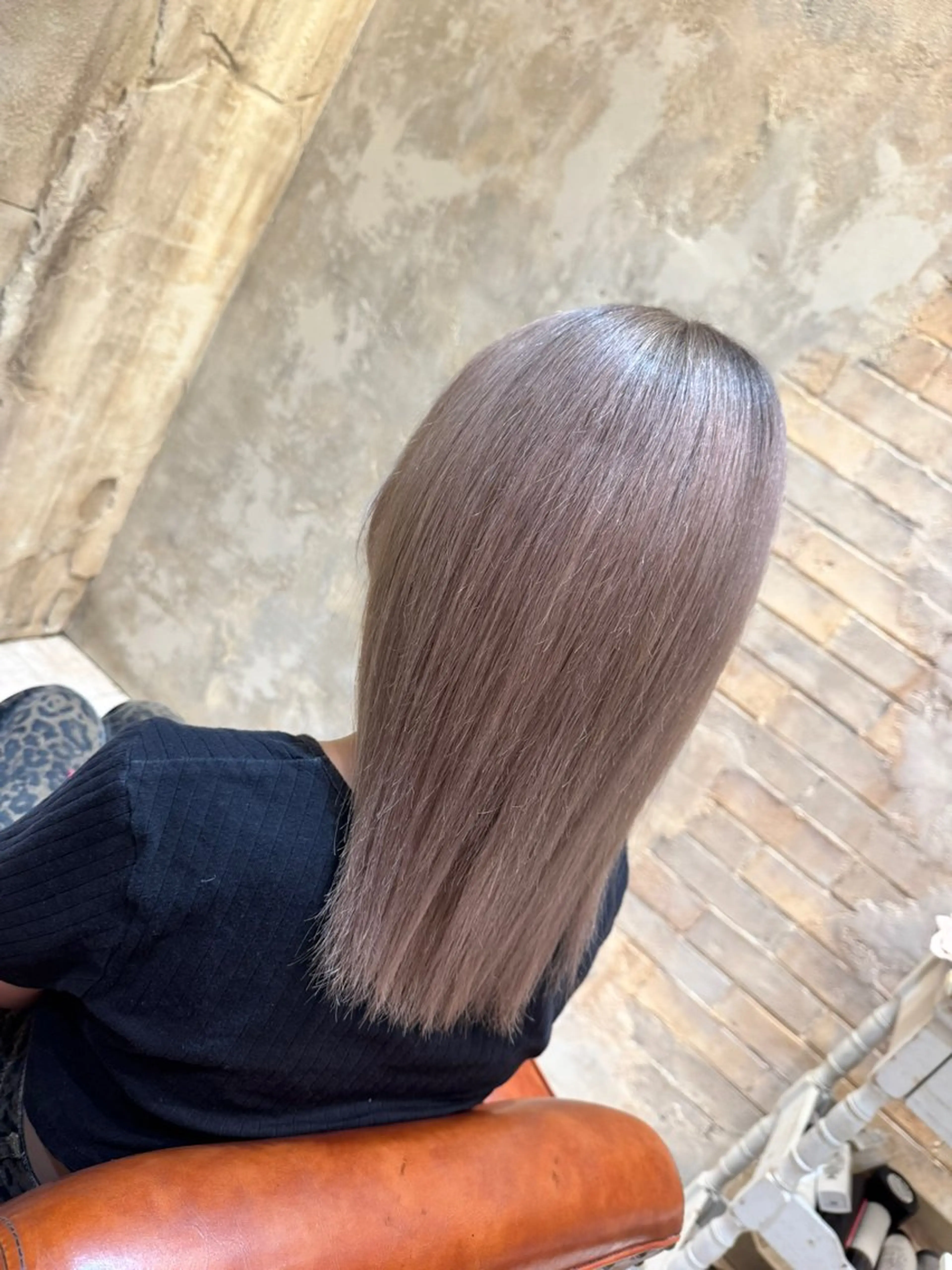 セミロング ヘアカラー 小妻 陸人のヘアスタイル