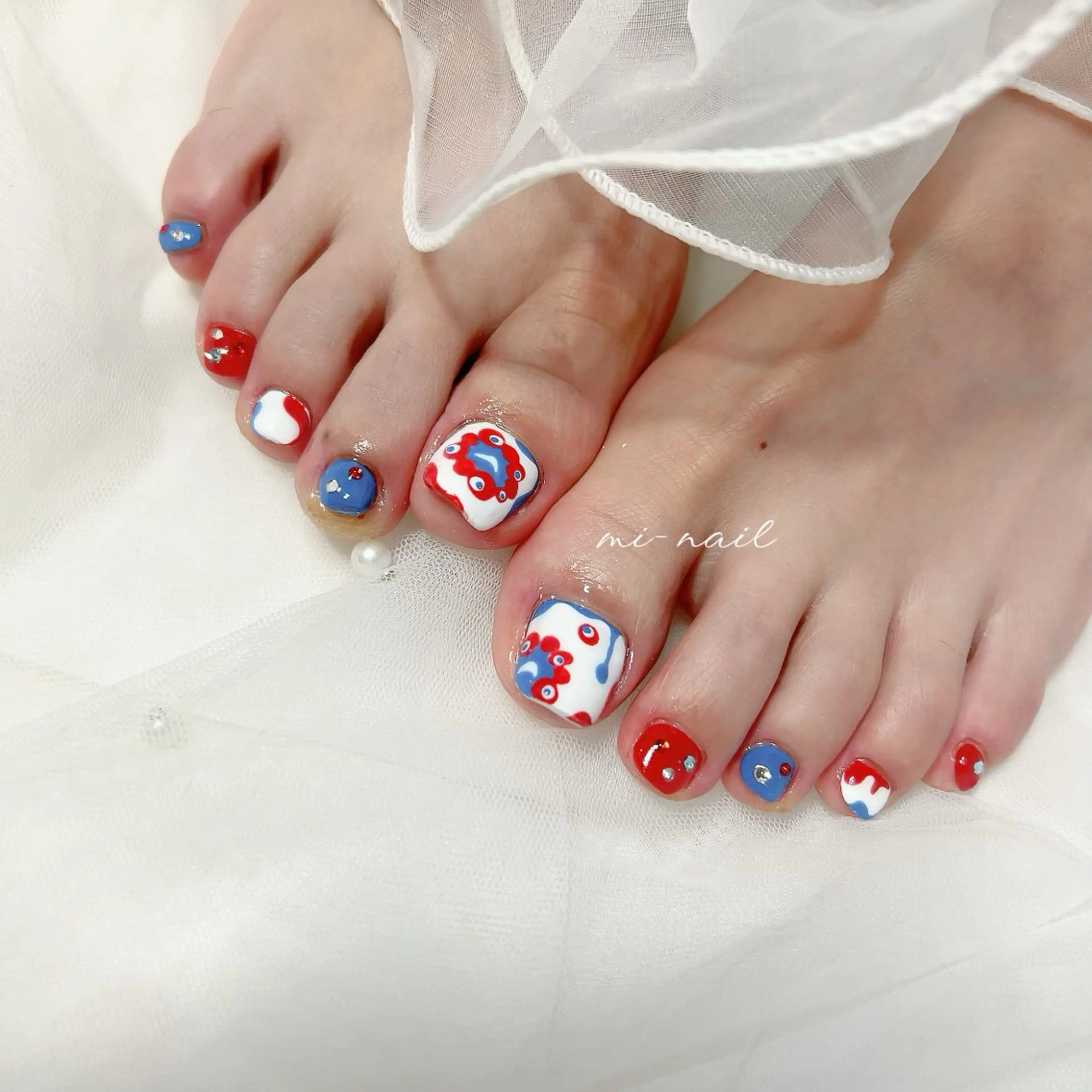 ネイル フットネイル ..mi_nail..所属・..mi-nail ..のネイルデザイン