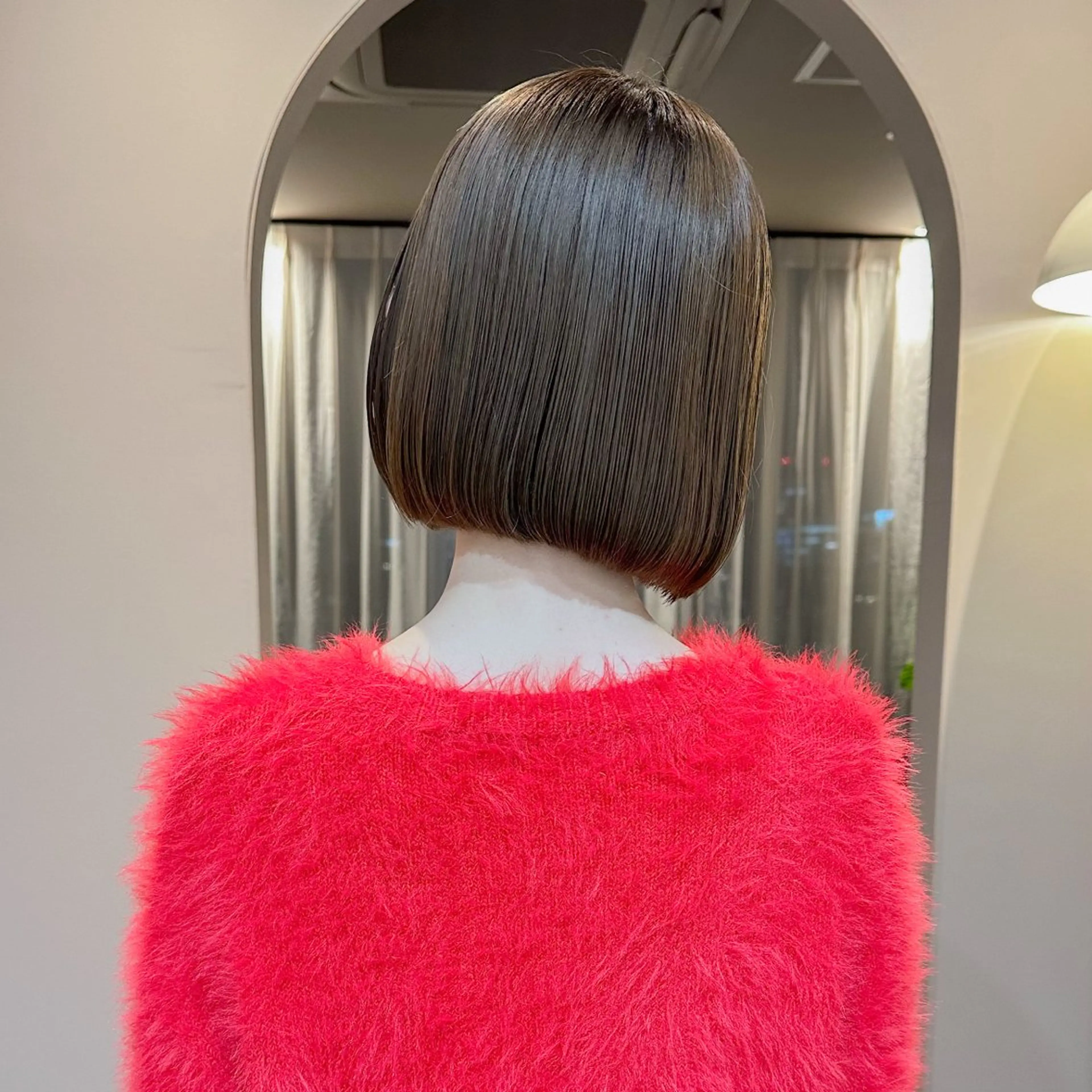 ショート MIYU 原宿 透明感カラーのヘアスタイル