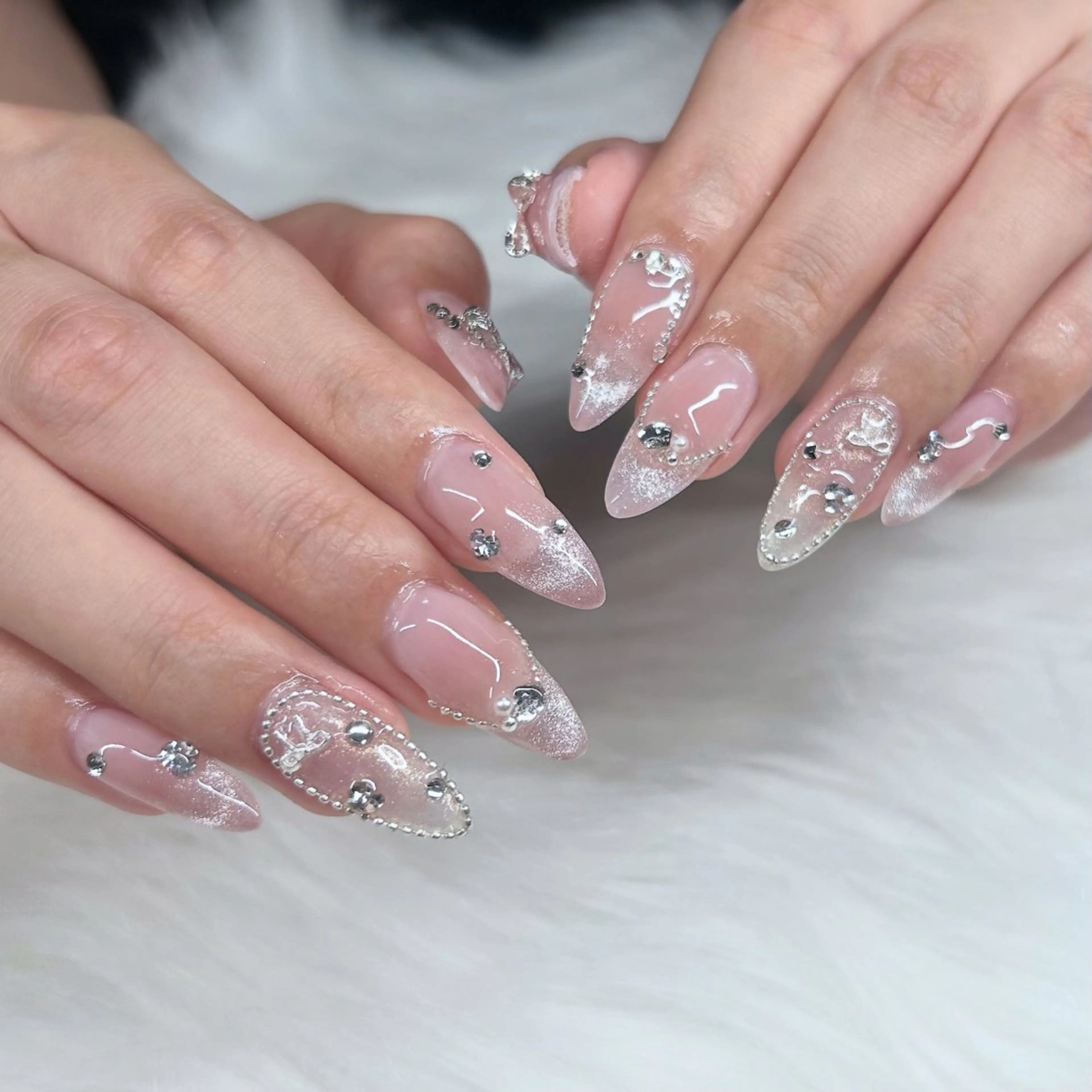 ネイル 長さ出し フレンチネイル マグネットネイル マグネットフレンチ Vesper sakiのネイルデザイン