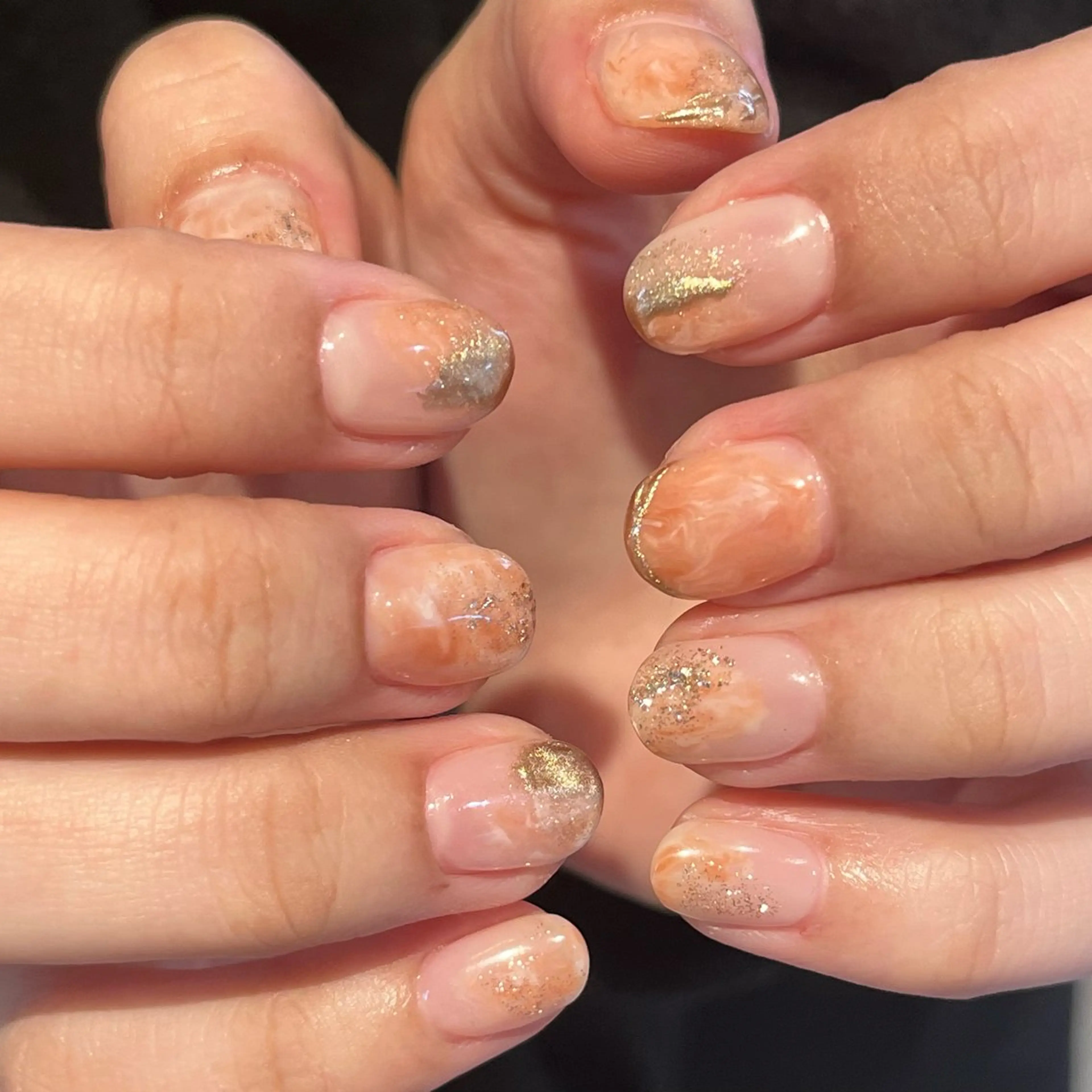 ネイル オタク美容師🛍/ 酸性ストレート/艶髪のヘアスタイル