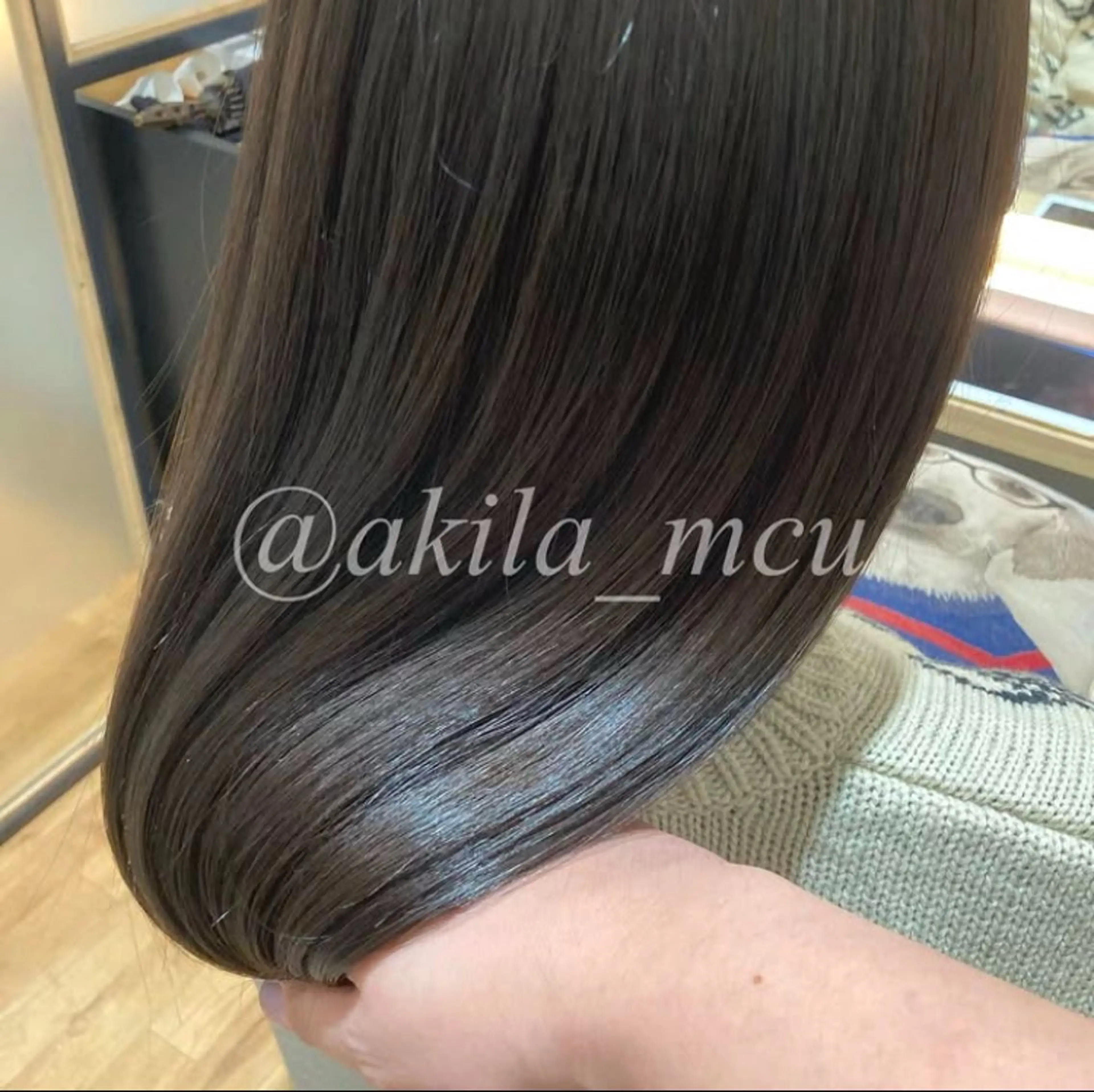 ロング カラー ヘアアレンジ アッシュ ブルーカラー オレンジ ピンクカラー 髪質改善 エグチ アキラのヘアスタイル