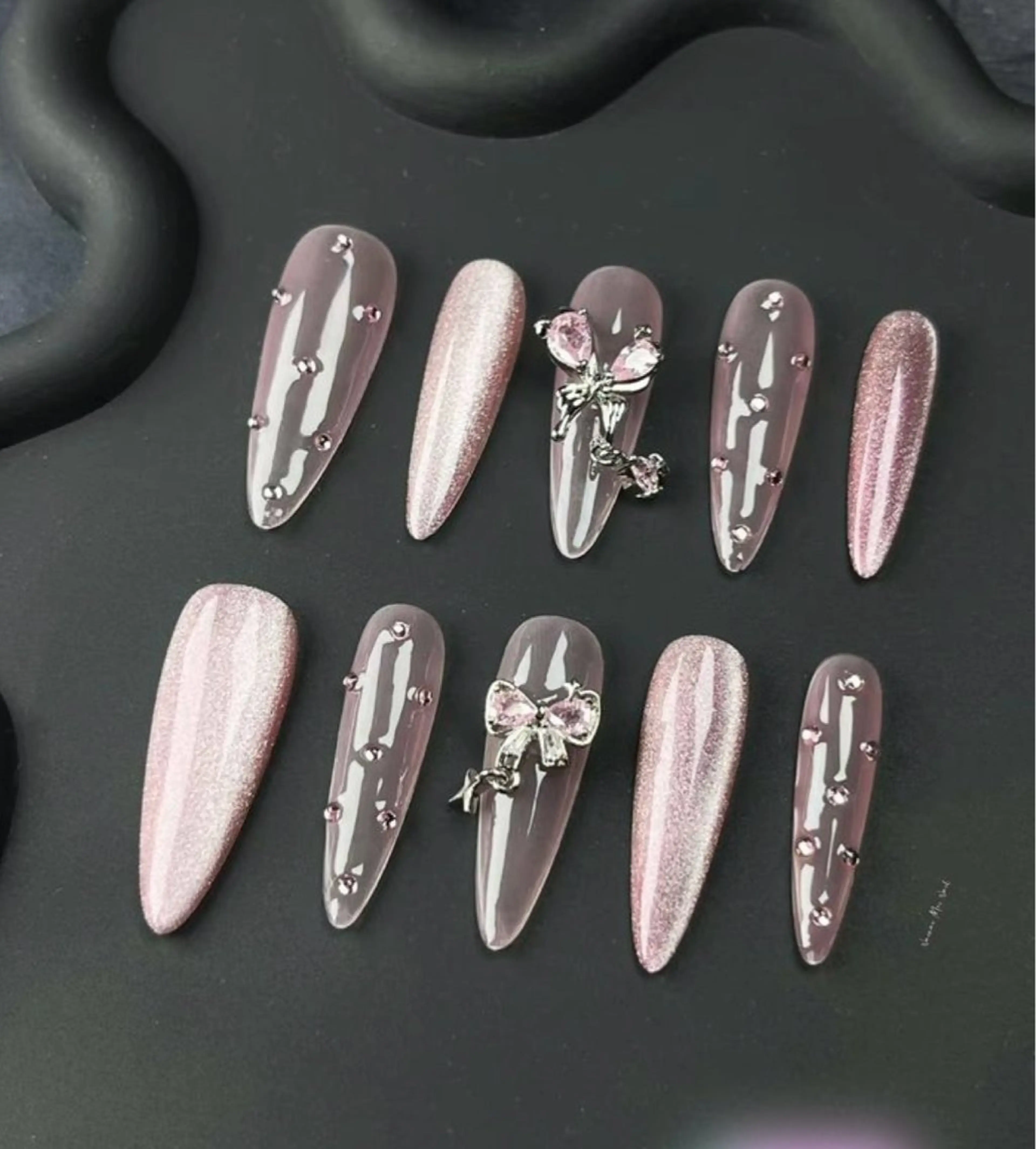 ネイル アートネイル 長さ出し フットネイル フレンチネイル ジェルネイル Kawaii Nail Salon所属・YURI NAIL NARITAのネイルデザイン