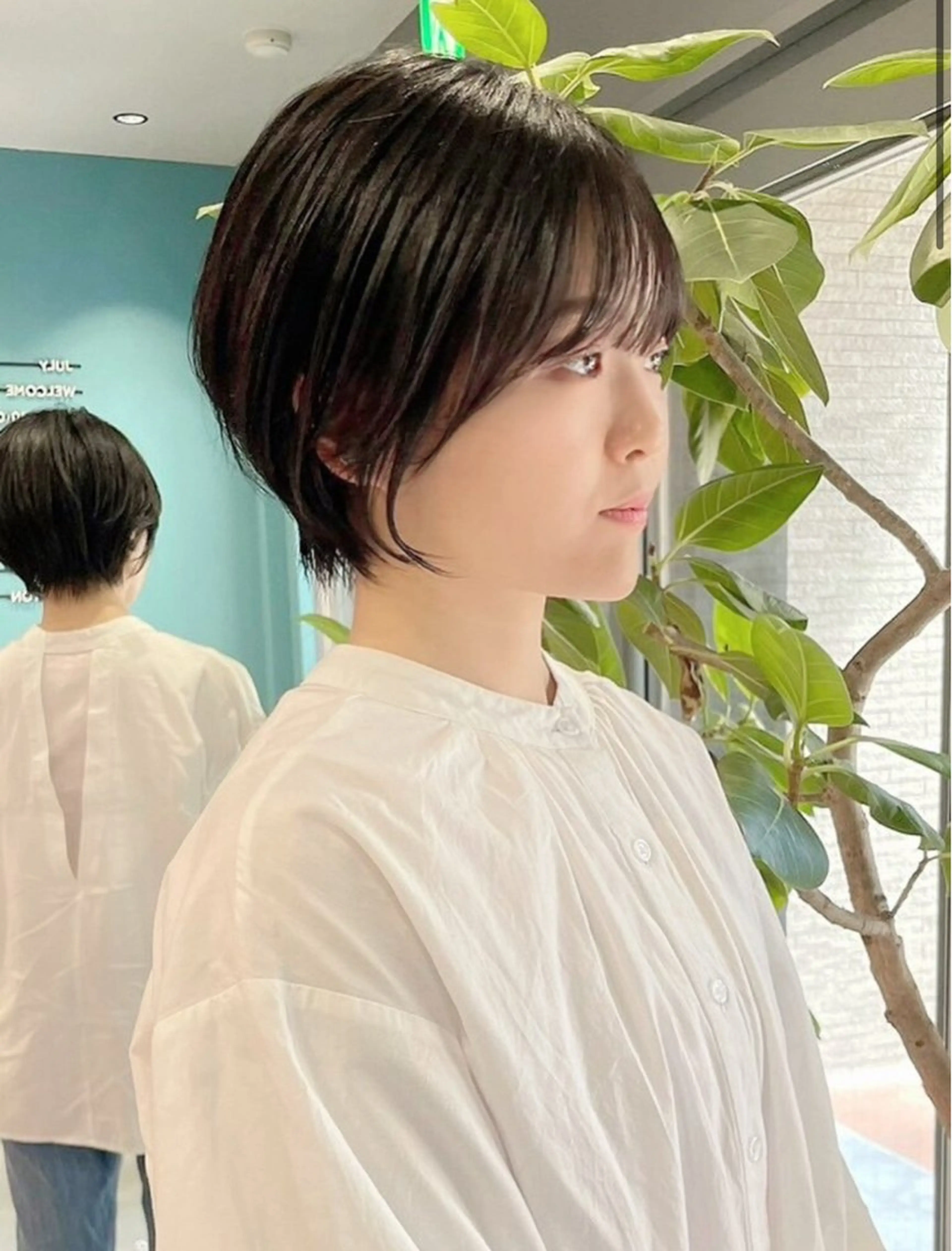 ショート カラー 伊藤 優里のヘアスタイル