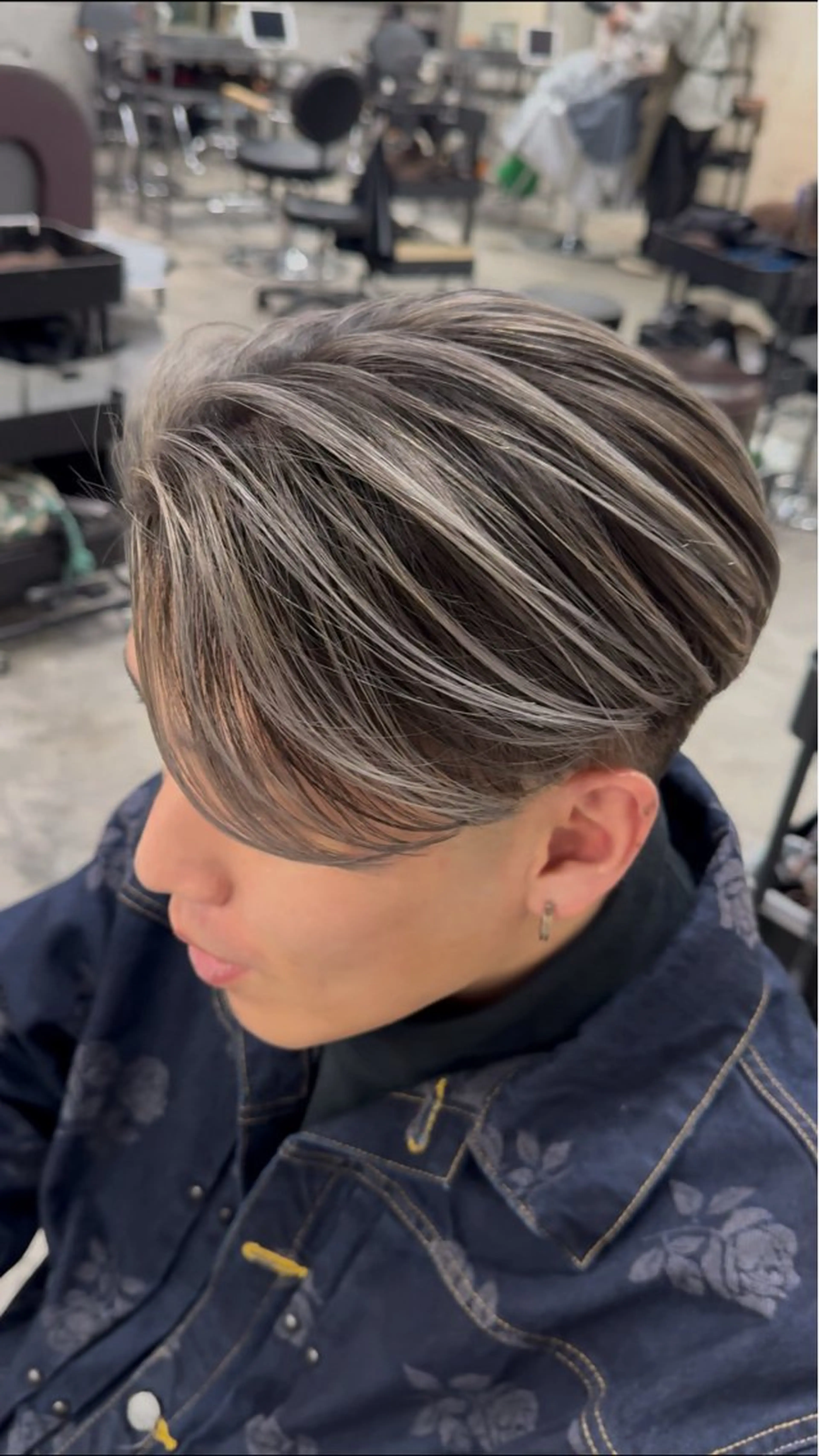 メンズバレイヤージュの写真