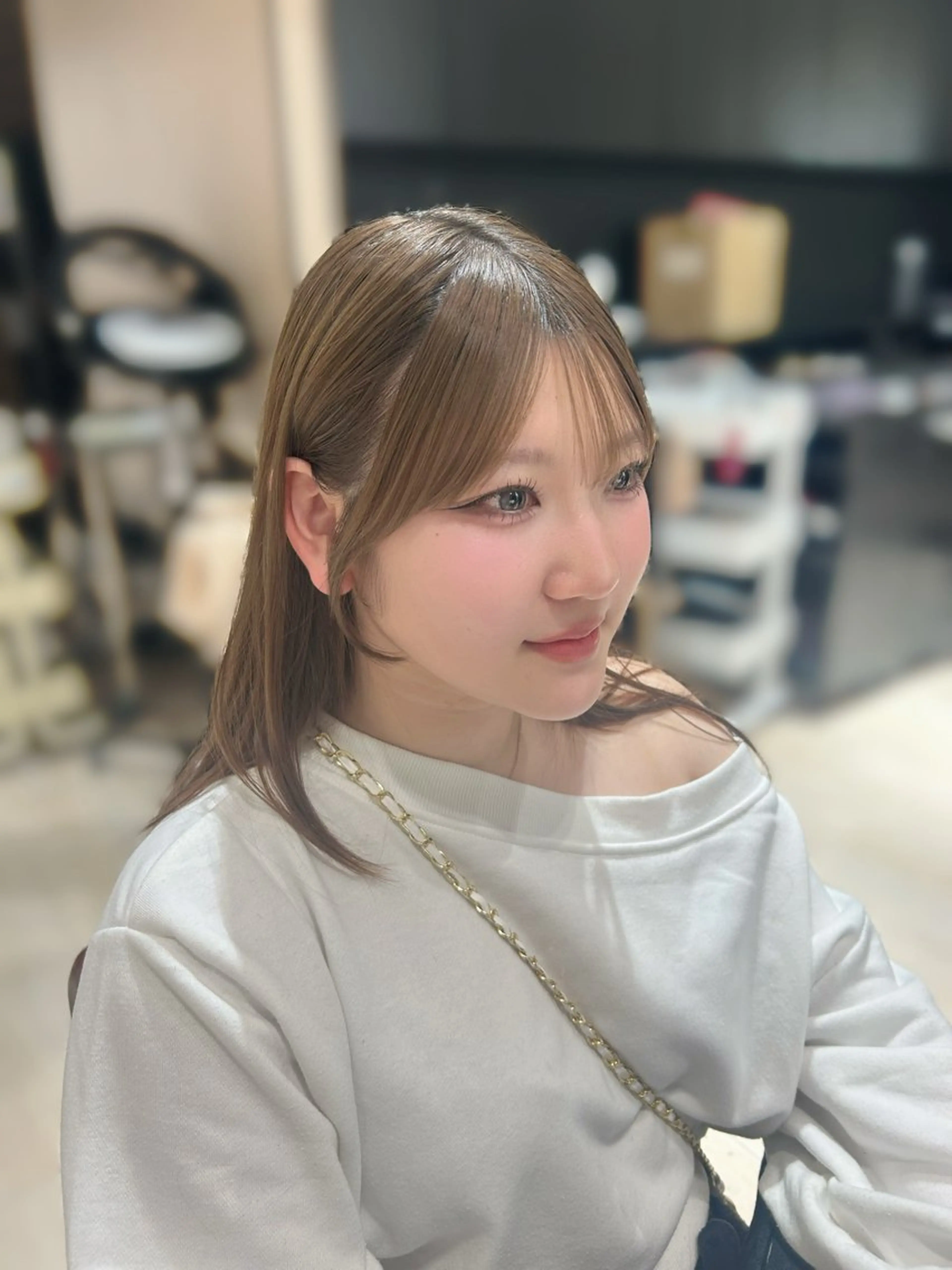 ミディアム カット ヘアセット 🎀大竹美侑／顔まわ りカット／レイヤーのヘアスタイル