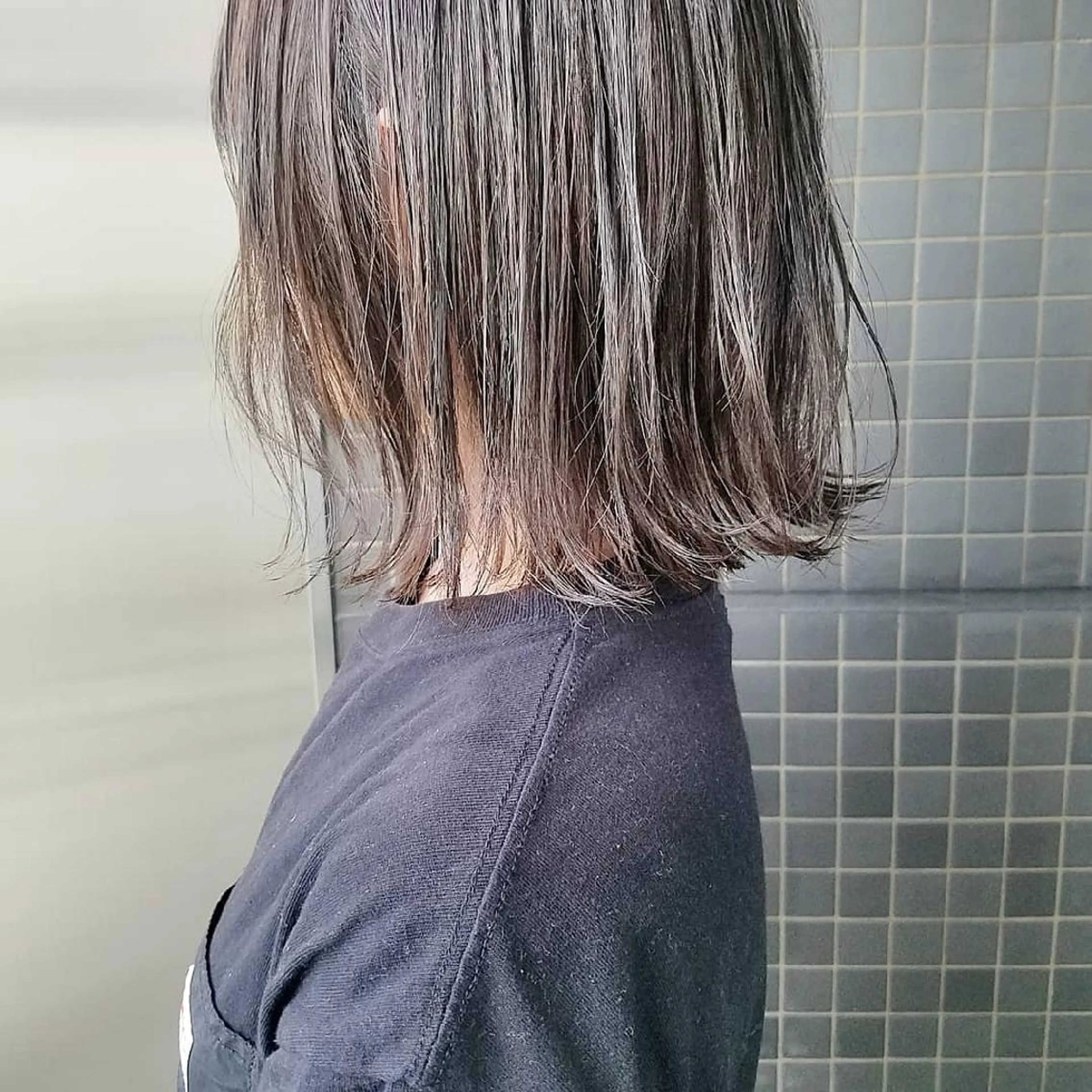 ミディアム カラー アッシュ ミント iplus まつげ、眉毛、耳つぼのマツエク・マツパデザイン