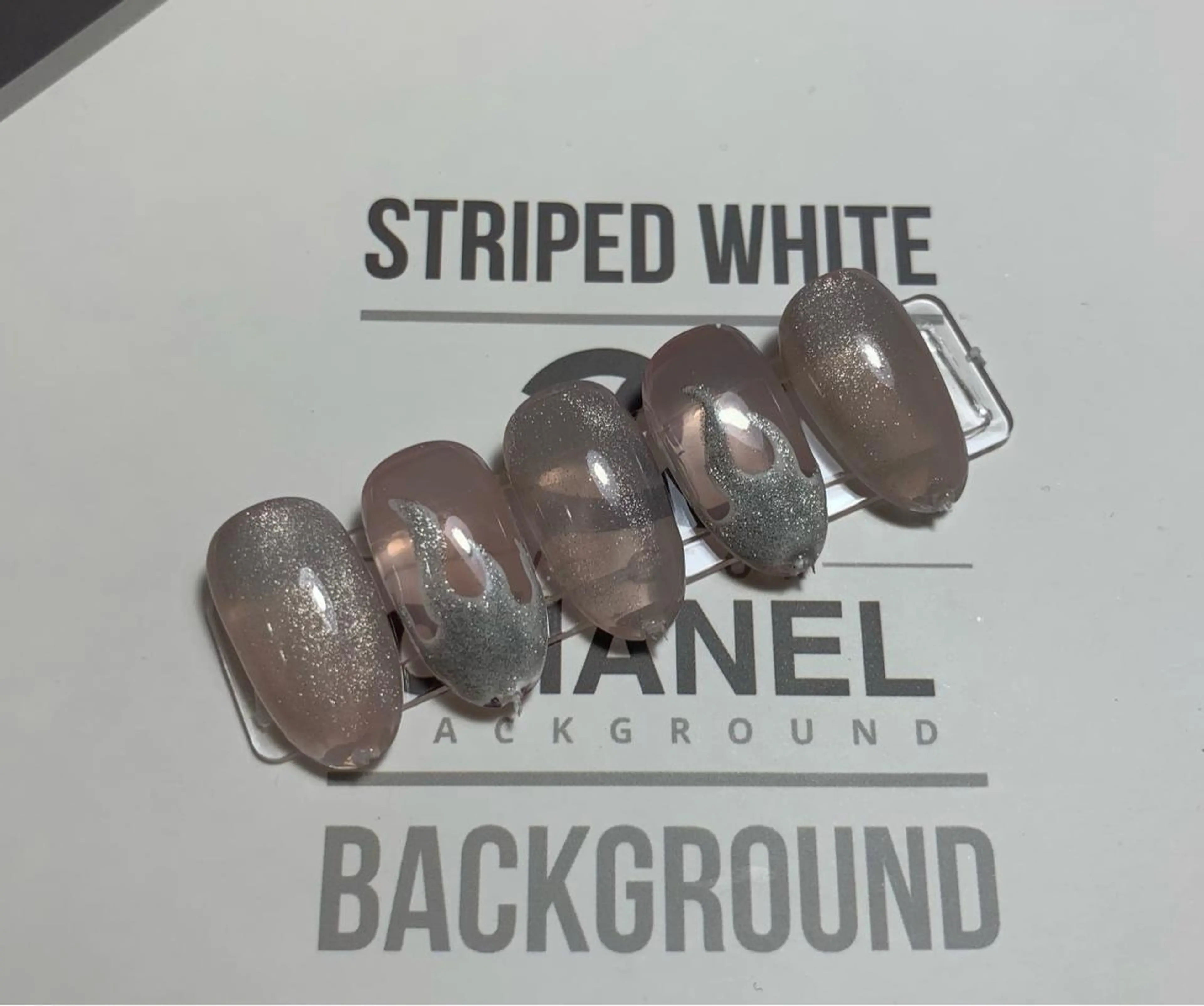 ネイル マグネットネイル NAIL CIRCLESのネイルデザイン