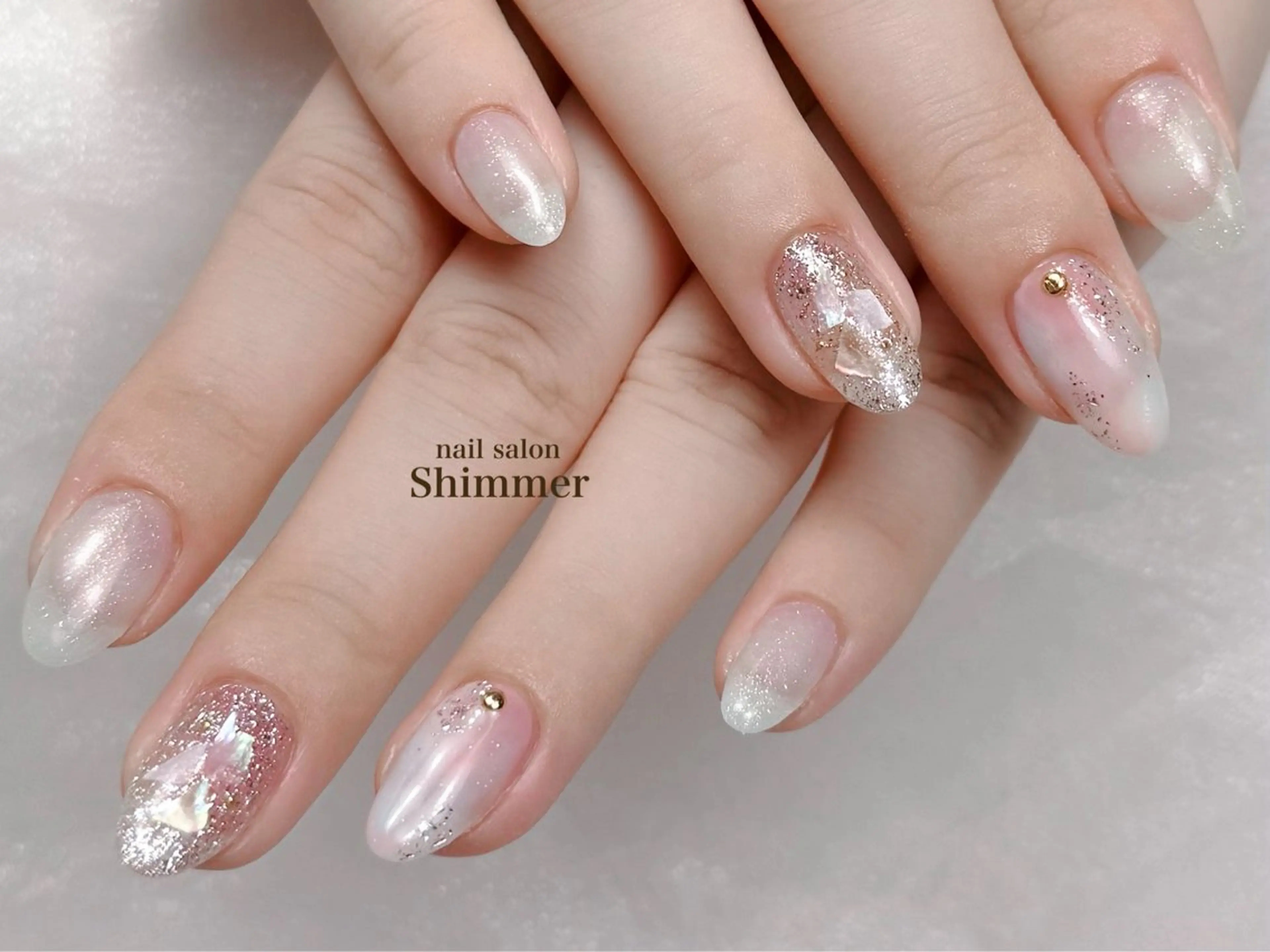 ネイル ハンドネイル Shimmer Risaのネイルデザイン